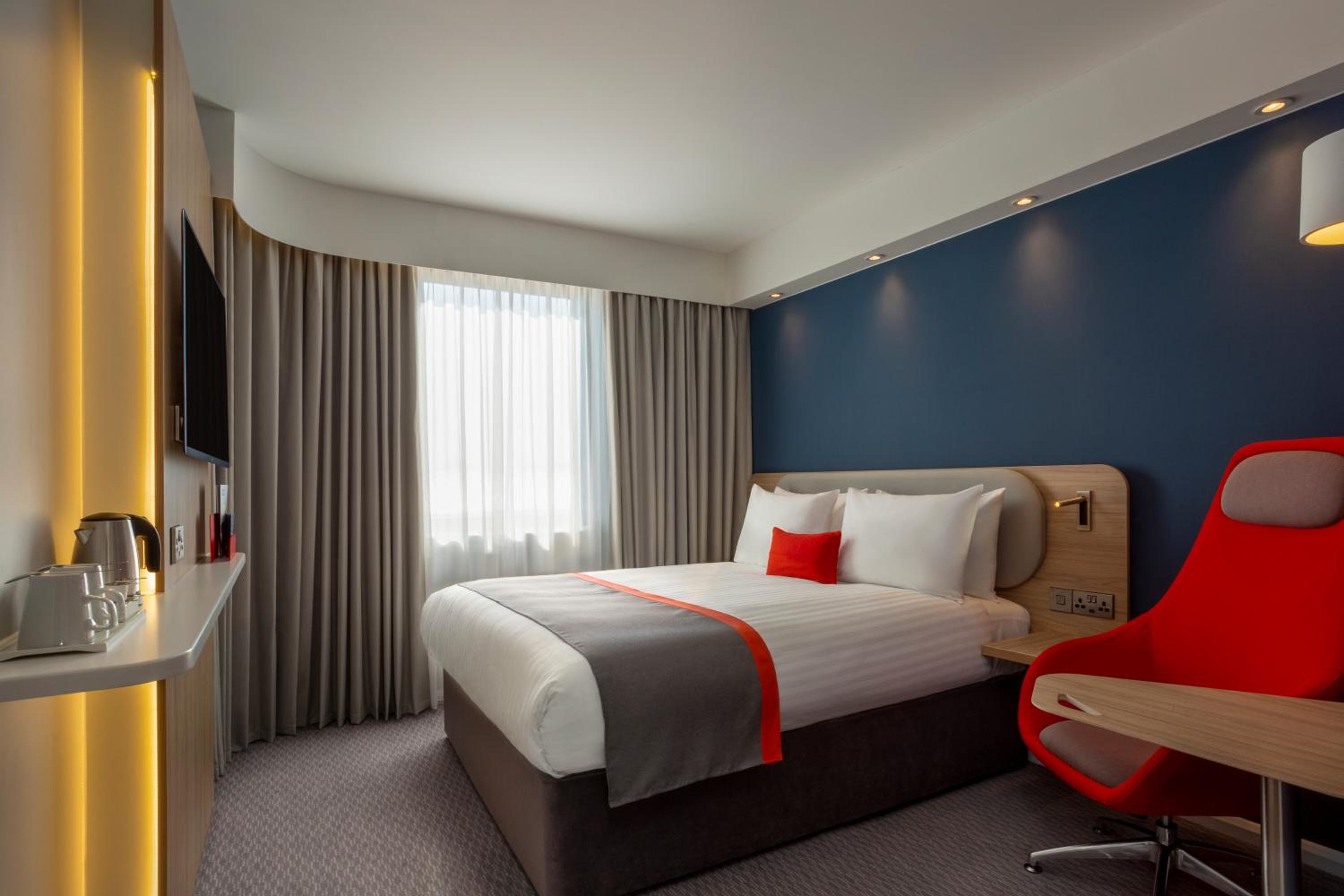 Standard Double Room with Free Hot Breakfast