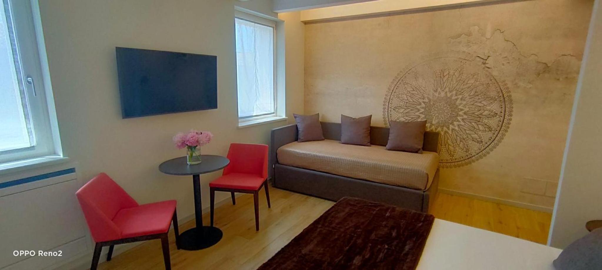 Deluxe Room - Photo 1