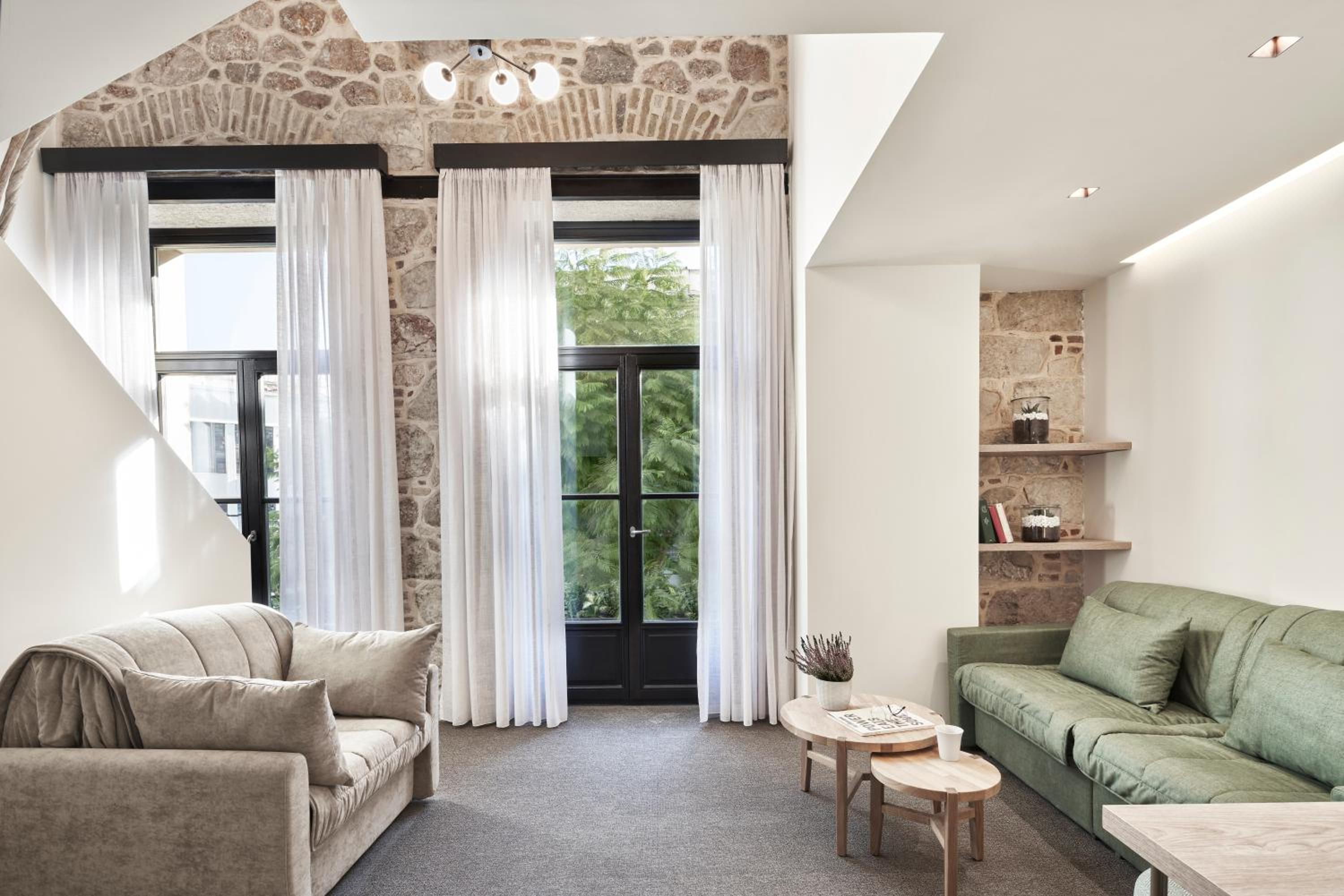 Grand Loft Suite with Balcony photo 1