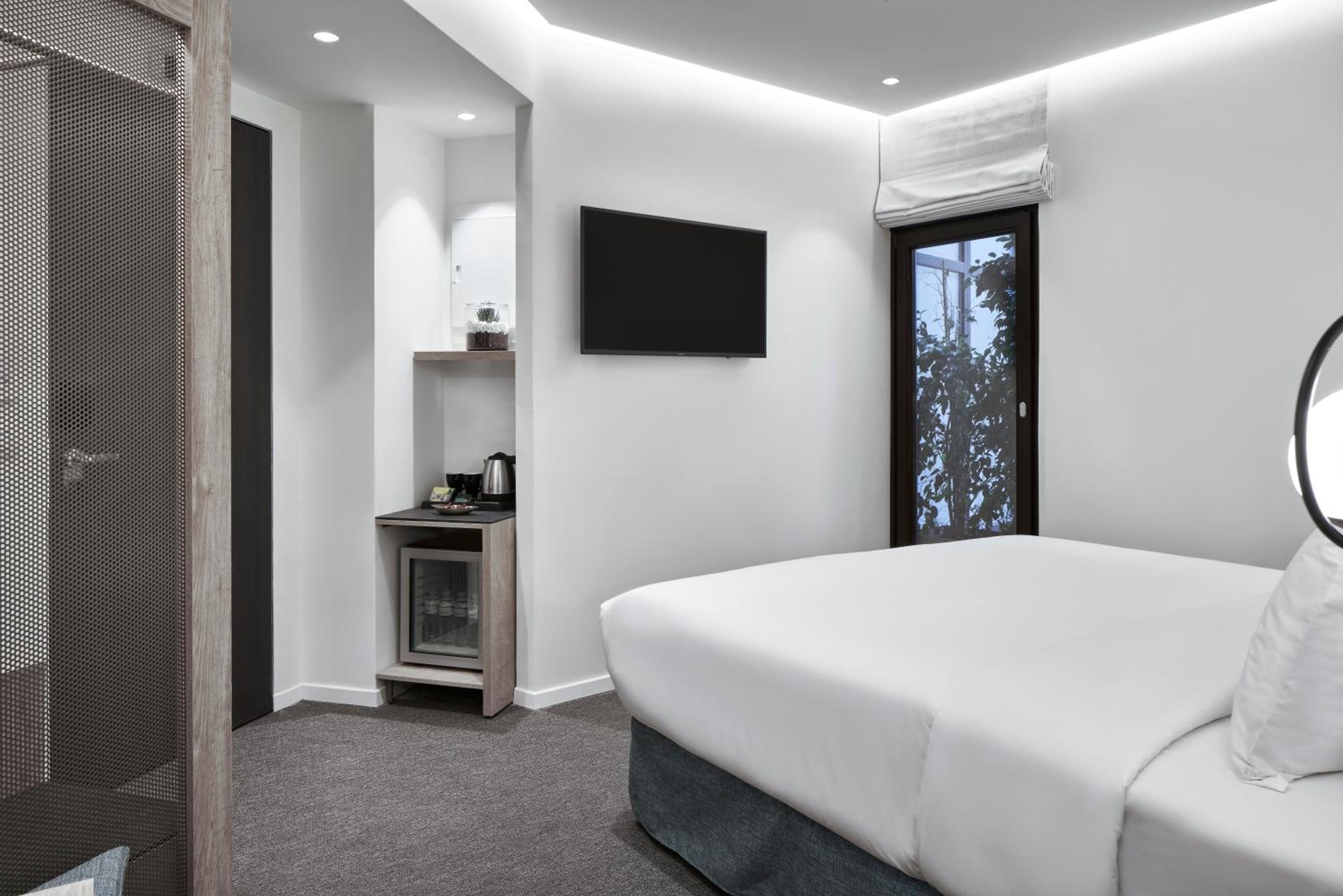 Budget Double Room photo 3