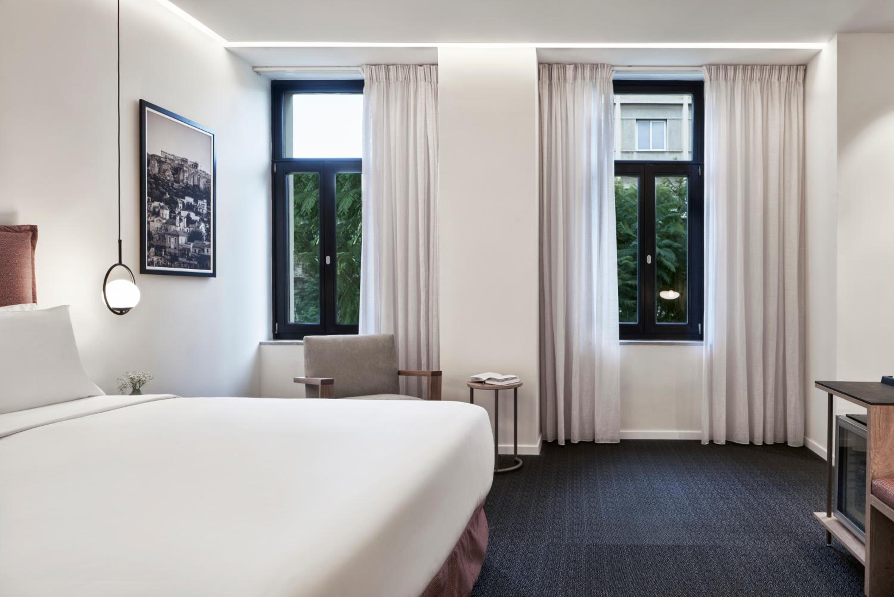 מלון NLH מונסטיראקי אתונה — Deluxe Suite