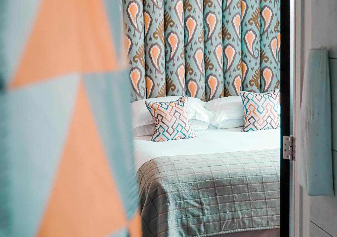 Deluxe King Room photo 1