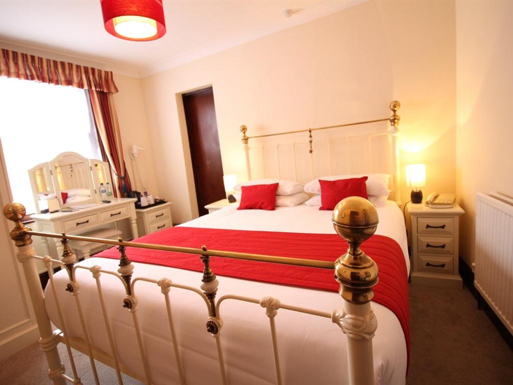 Double Room with Private Bathroom - Photo 6