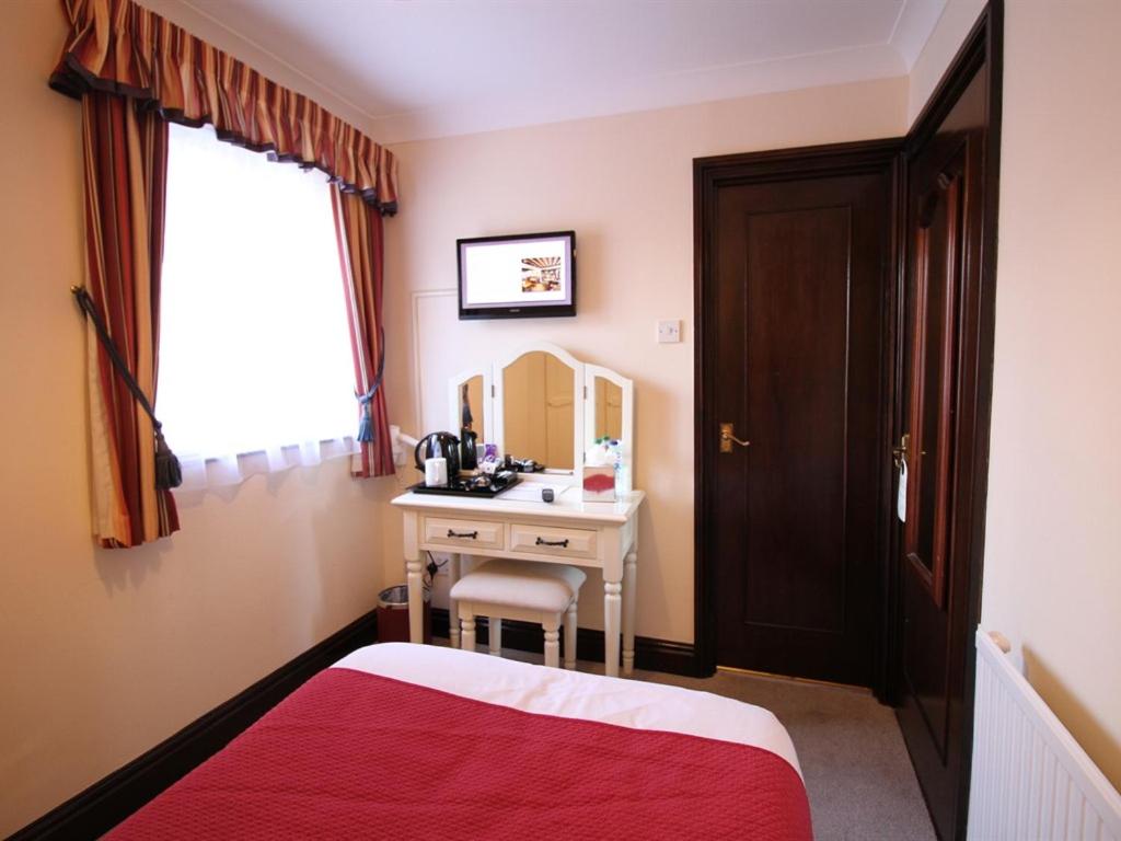 Single Room - Photo 6