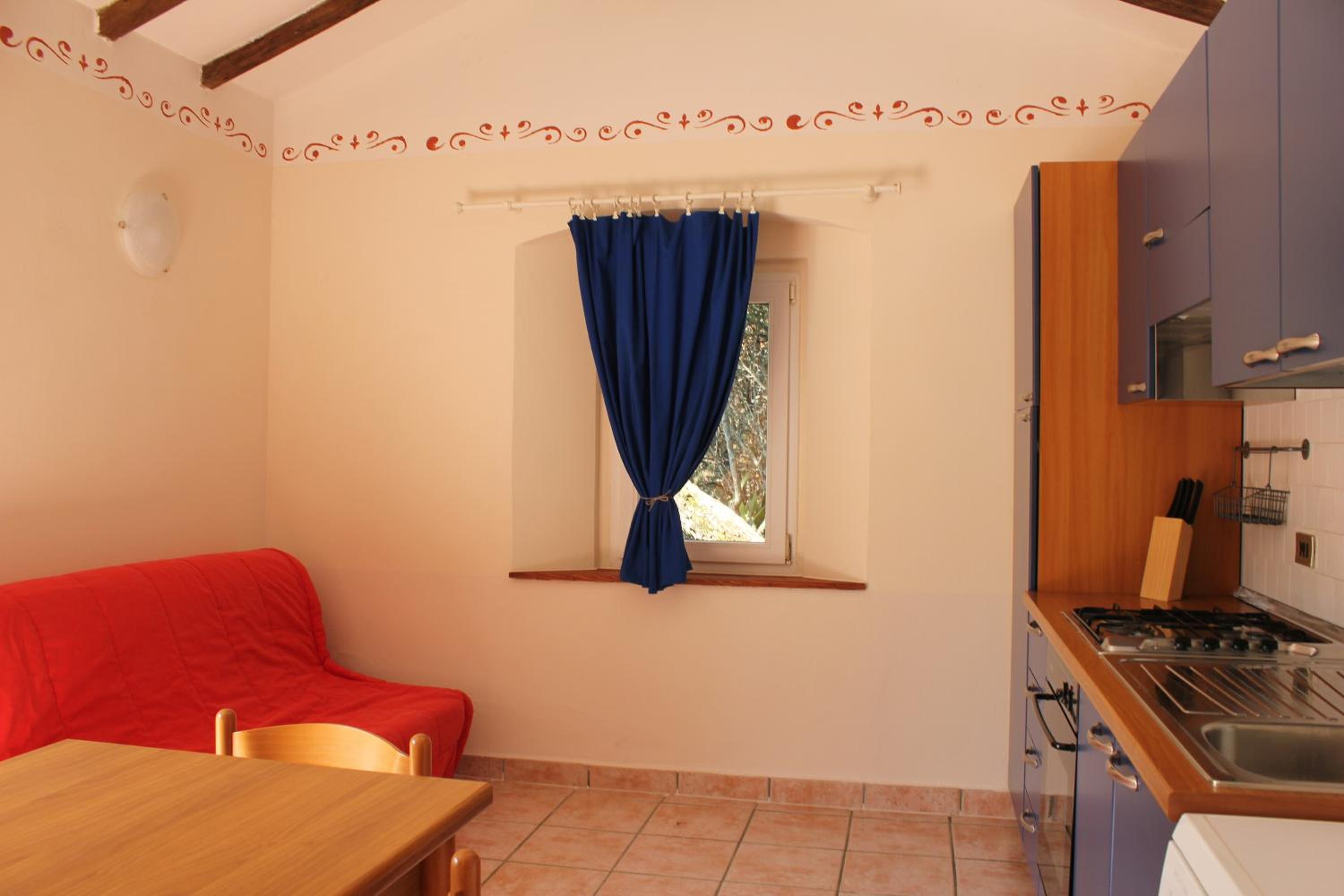 Apartment - Ground Floor photo 3