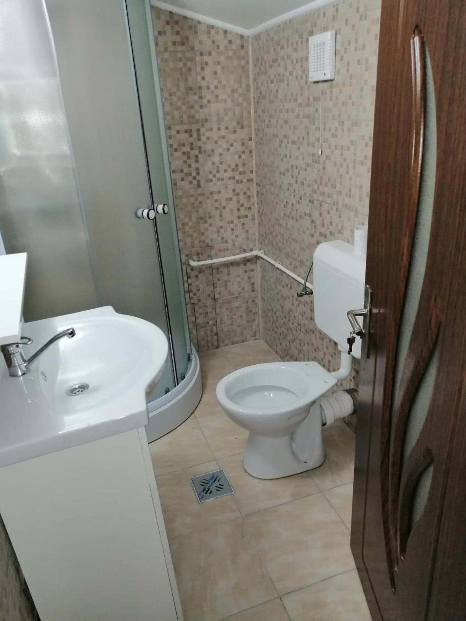 Family Room with Bathroom - Photo 2