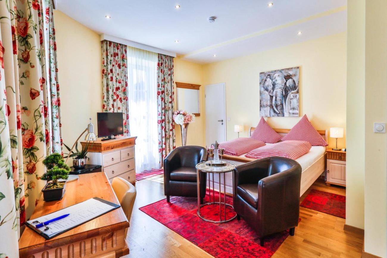 Standard Double Room - Photo 1
