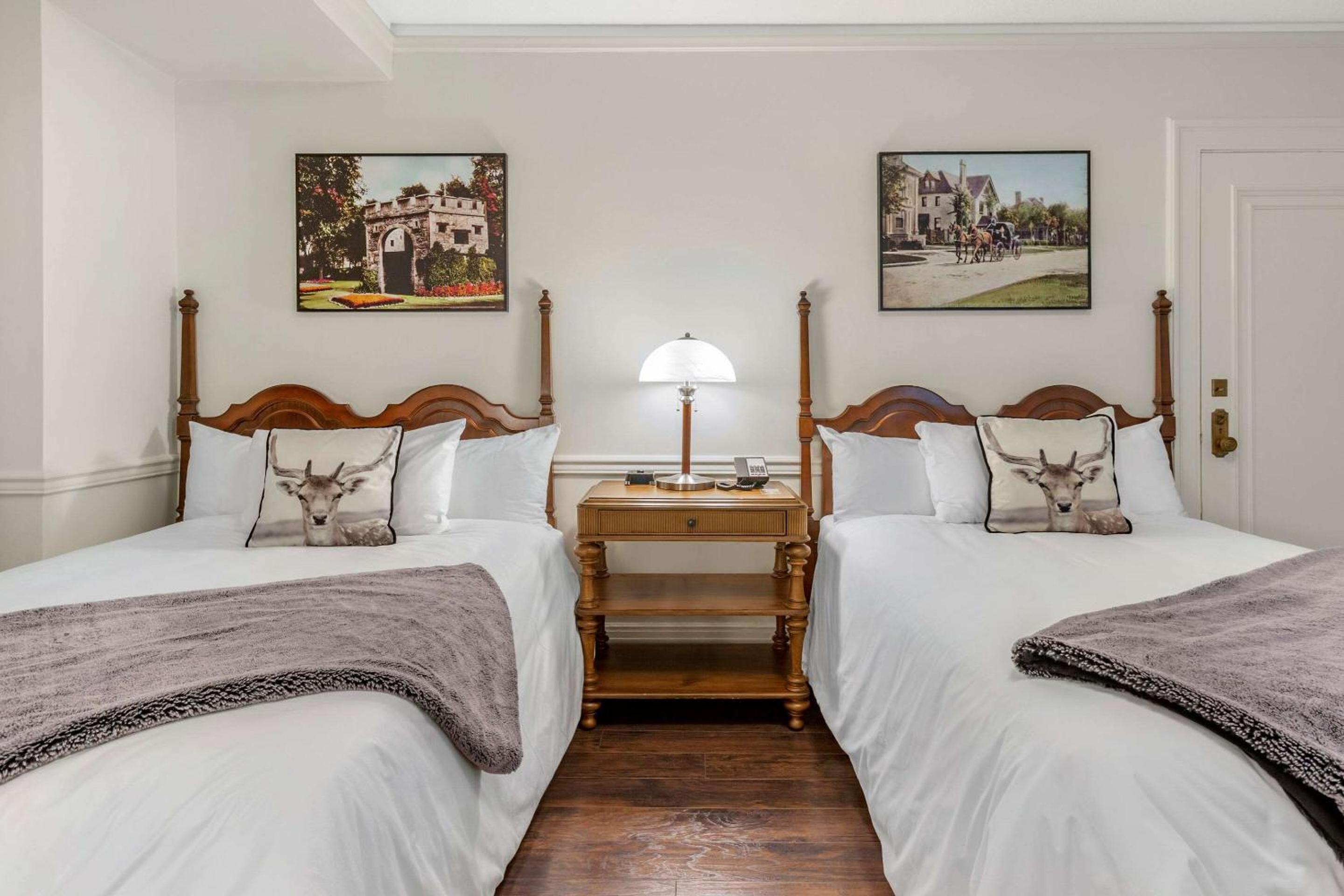 Double Room with Two Double Beds - Non-Smoking - Photo 8