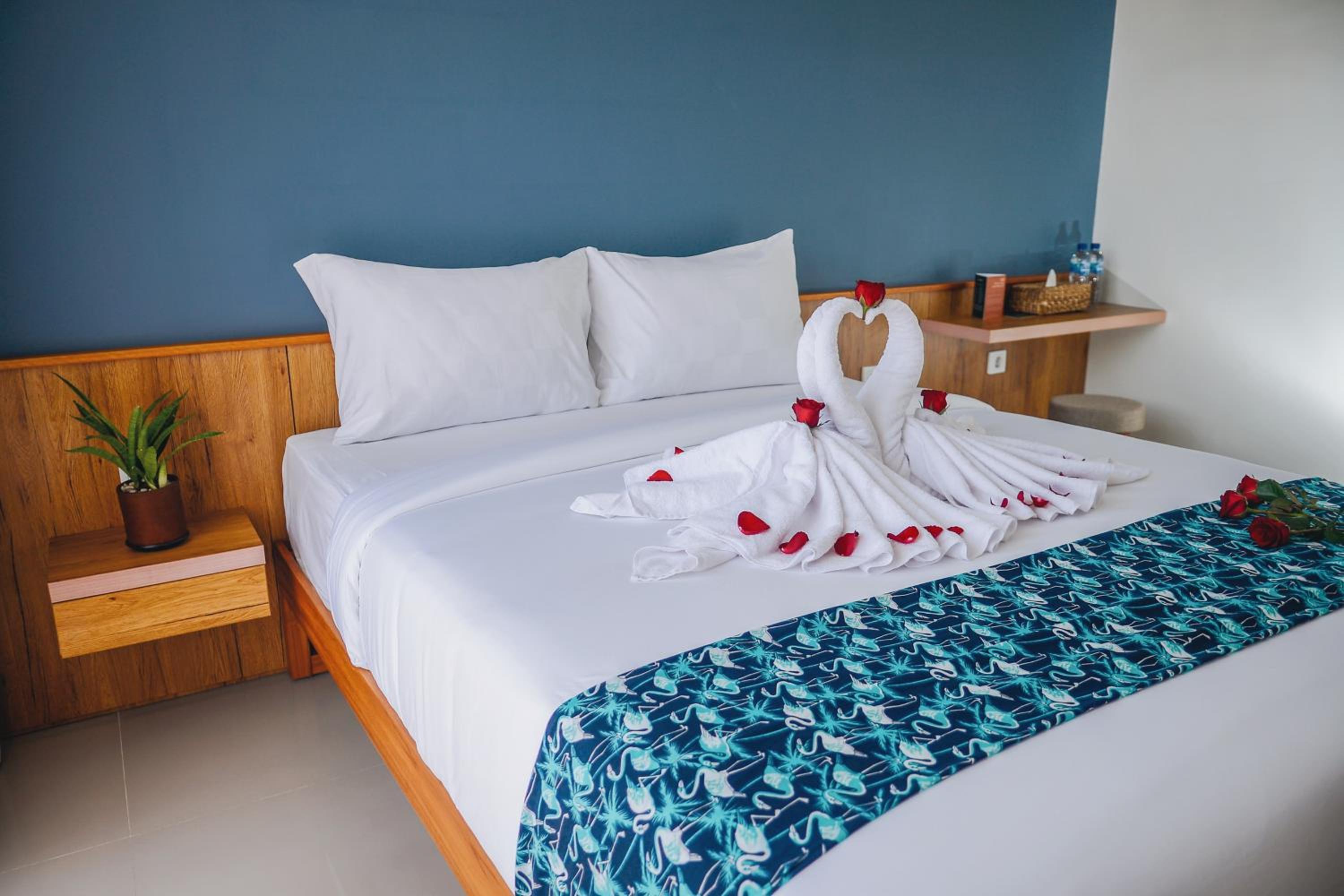 Double Room with Garden View - Photo 3
