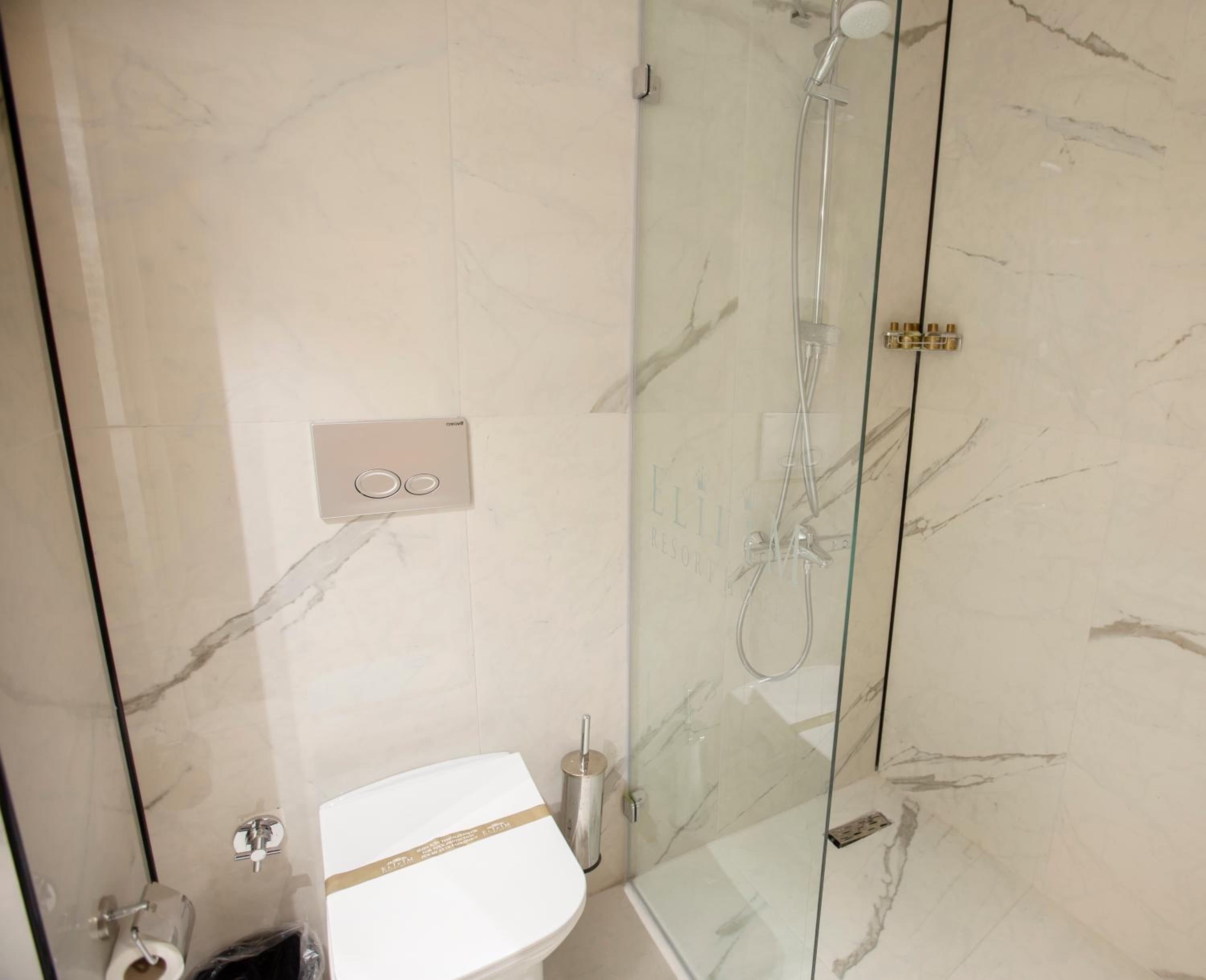 Standard Double Room - Photo 24