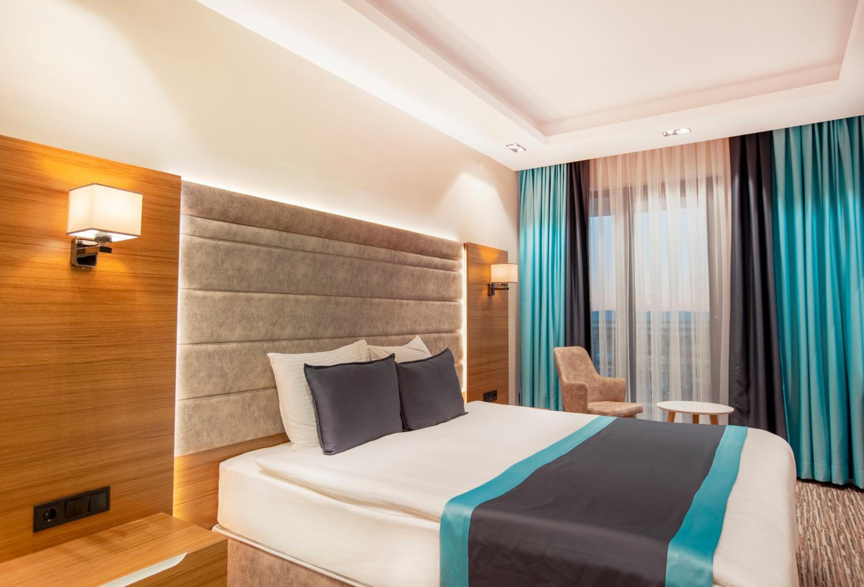 Standard Double Room - Photo 2
