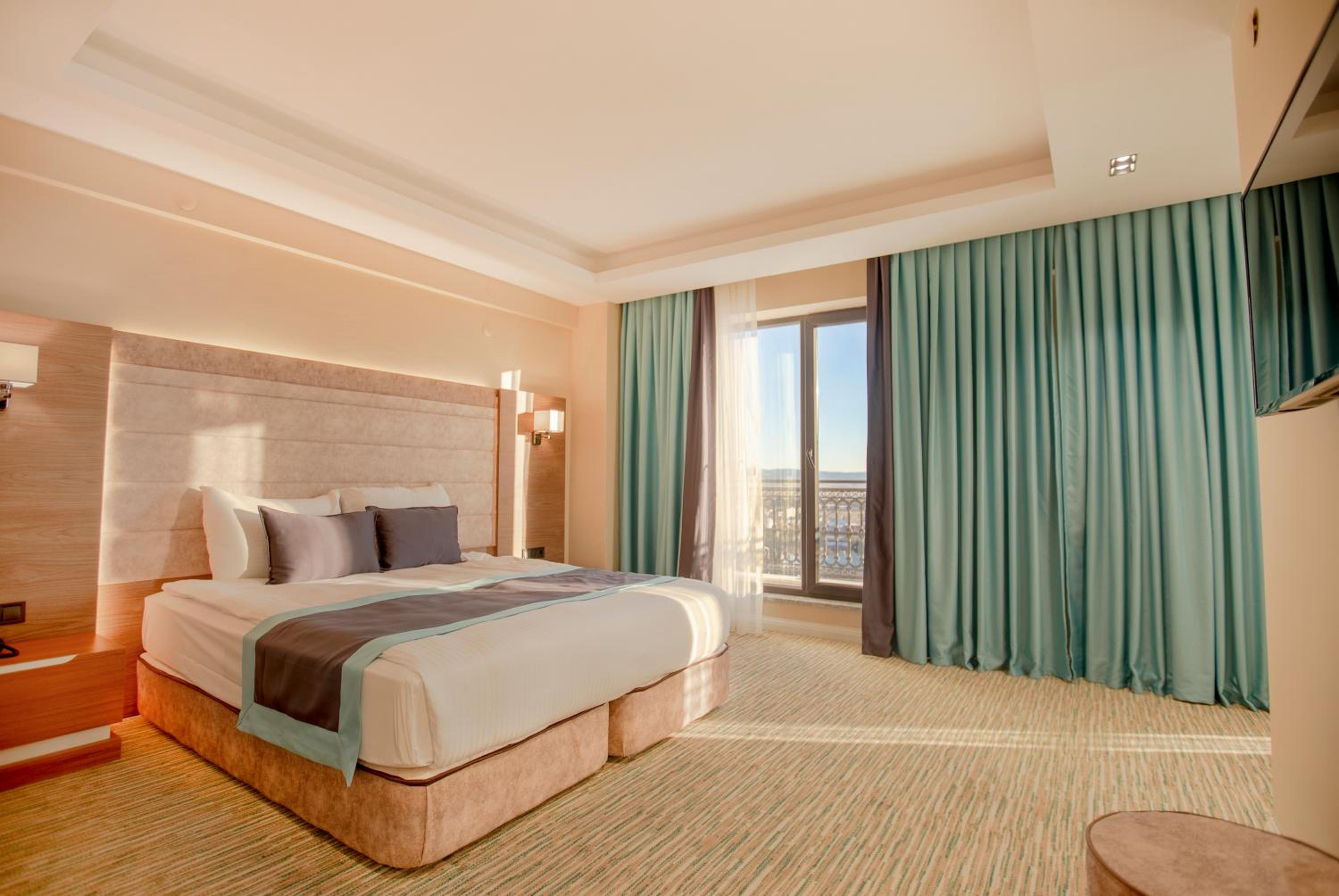 Suite with Spa Bath