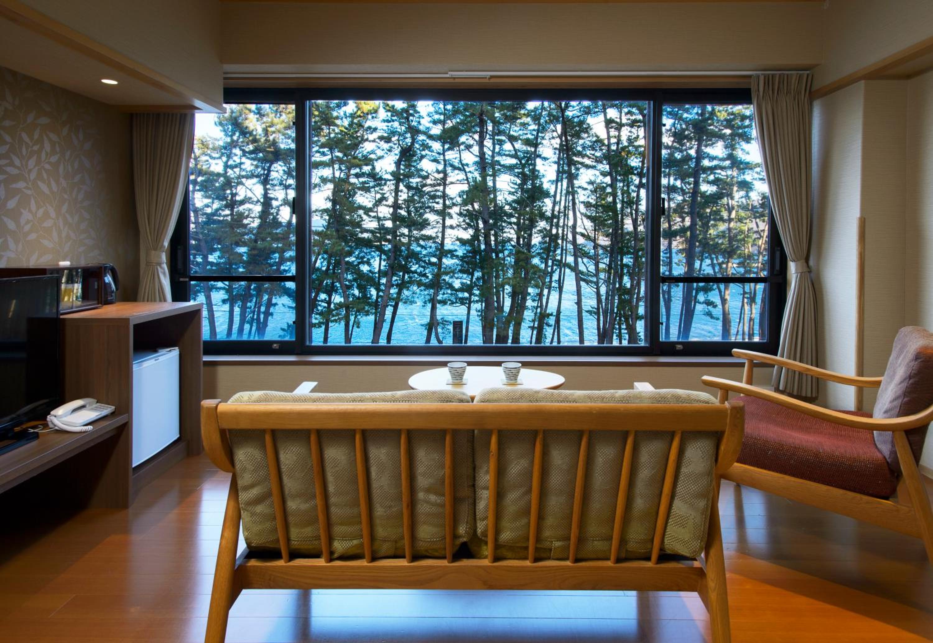 Japanese-Style Superior Room with Ocean View photo 2