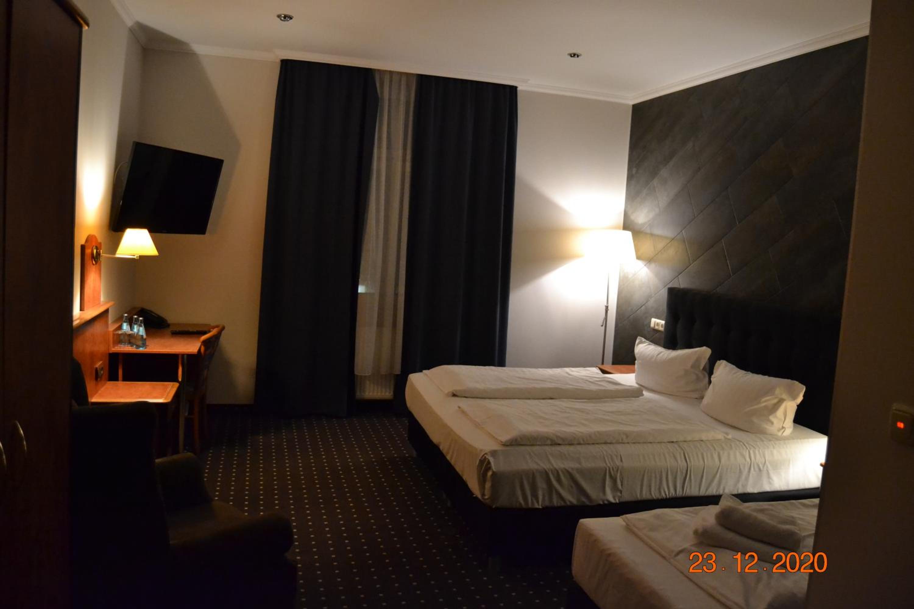 Business Triple Room - Photo 7