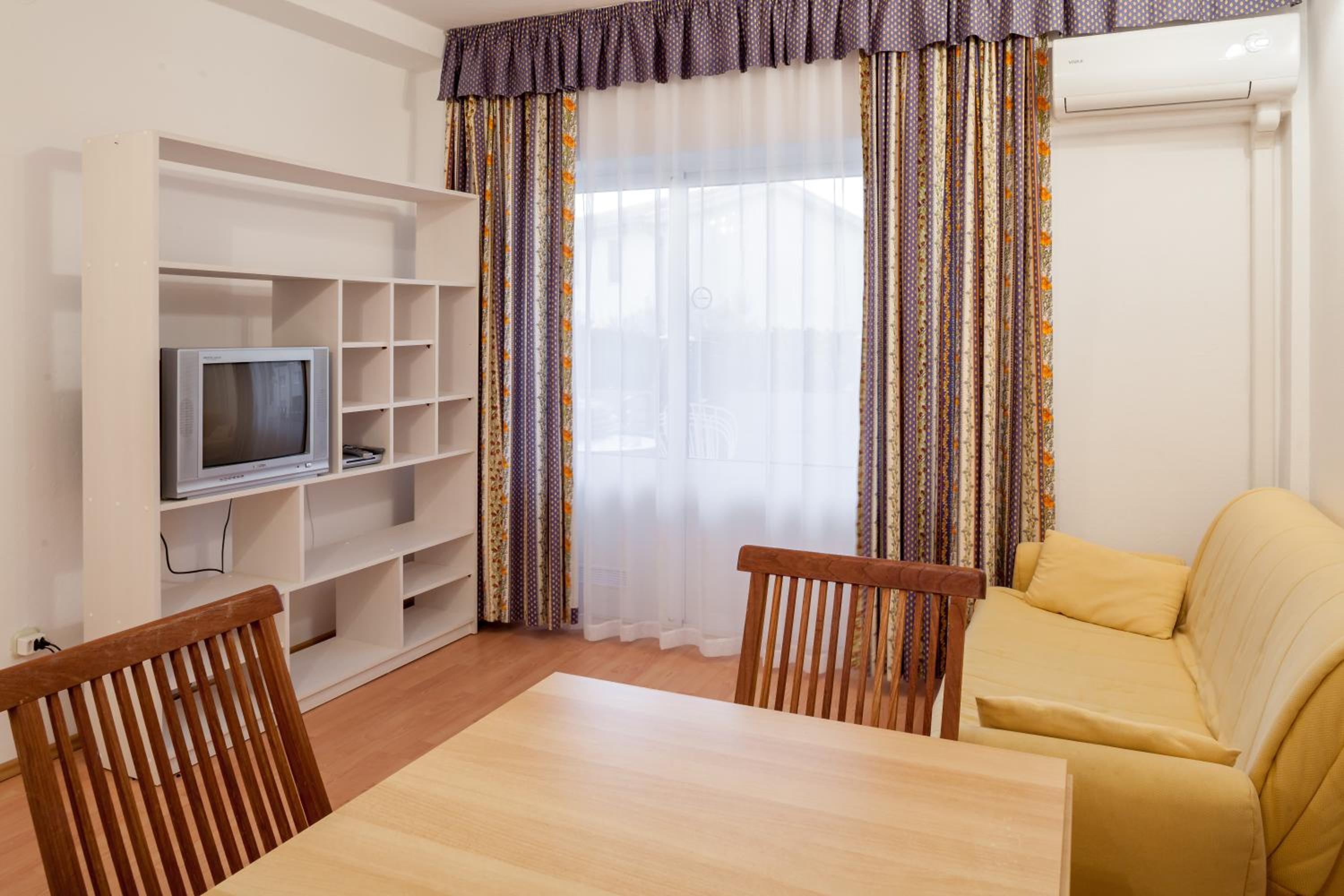Two Bedroom Apartment with Terrace
