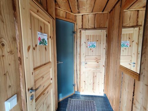 Double Room with Patio - Photo 12