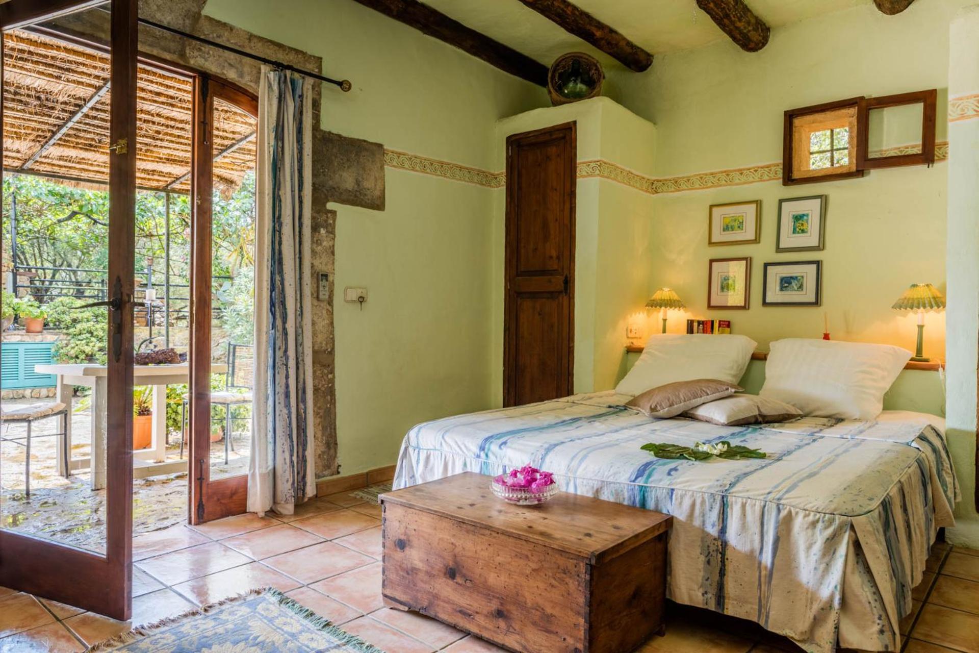 Habitación Doble con Patio