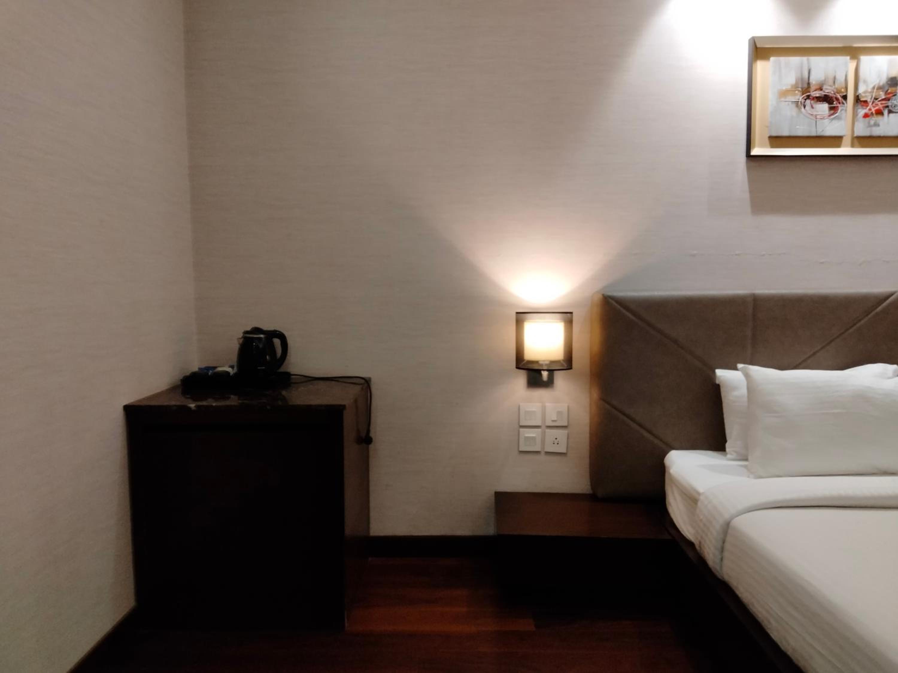 Executive Room - Photo 6