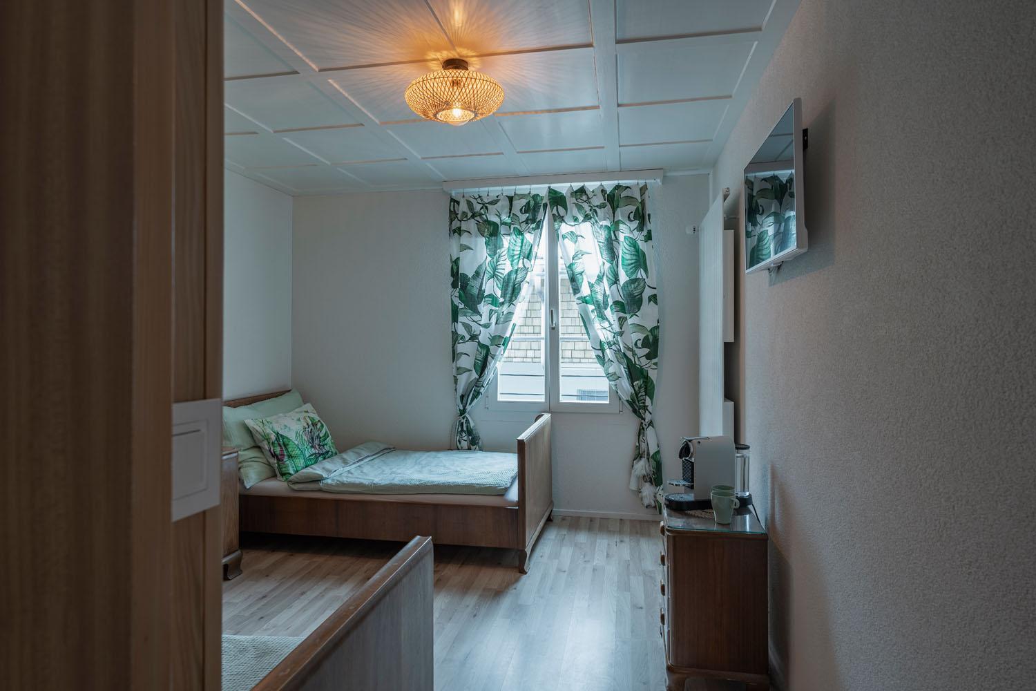 Double Room with Private Bathroom - Photo 3
