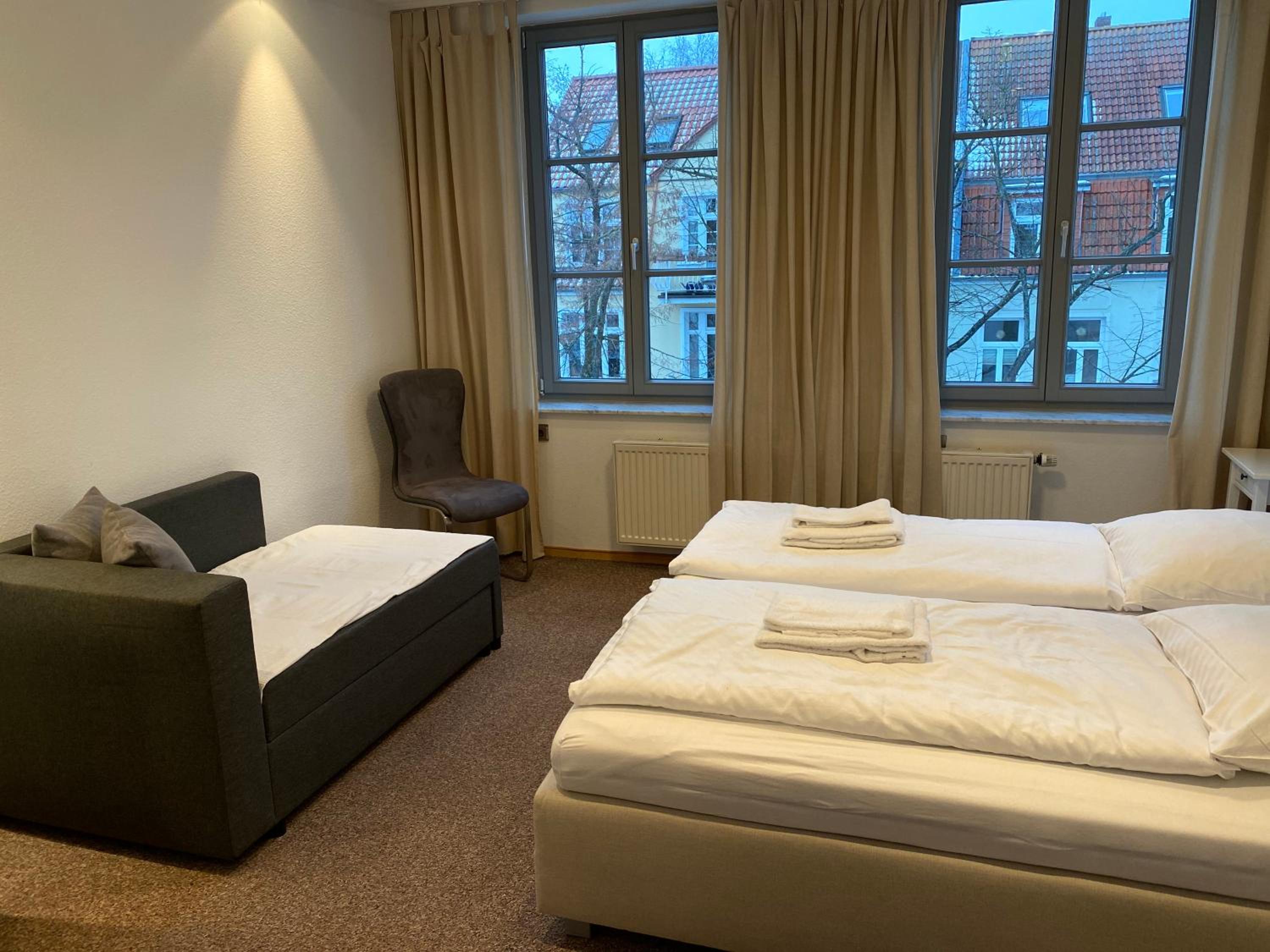 Deluxe Room - Photo 1