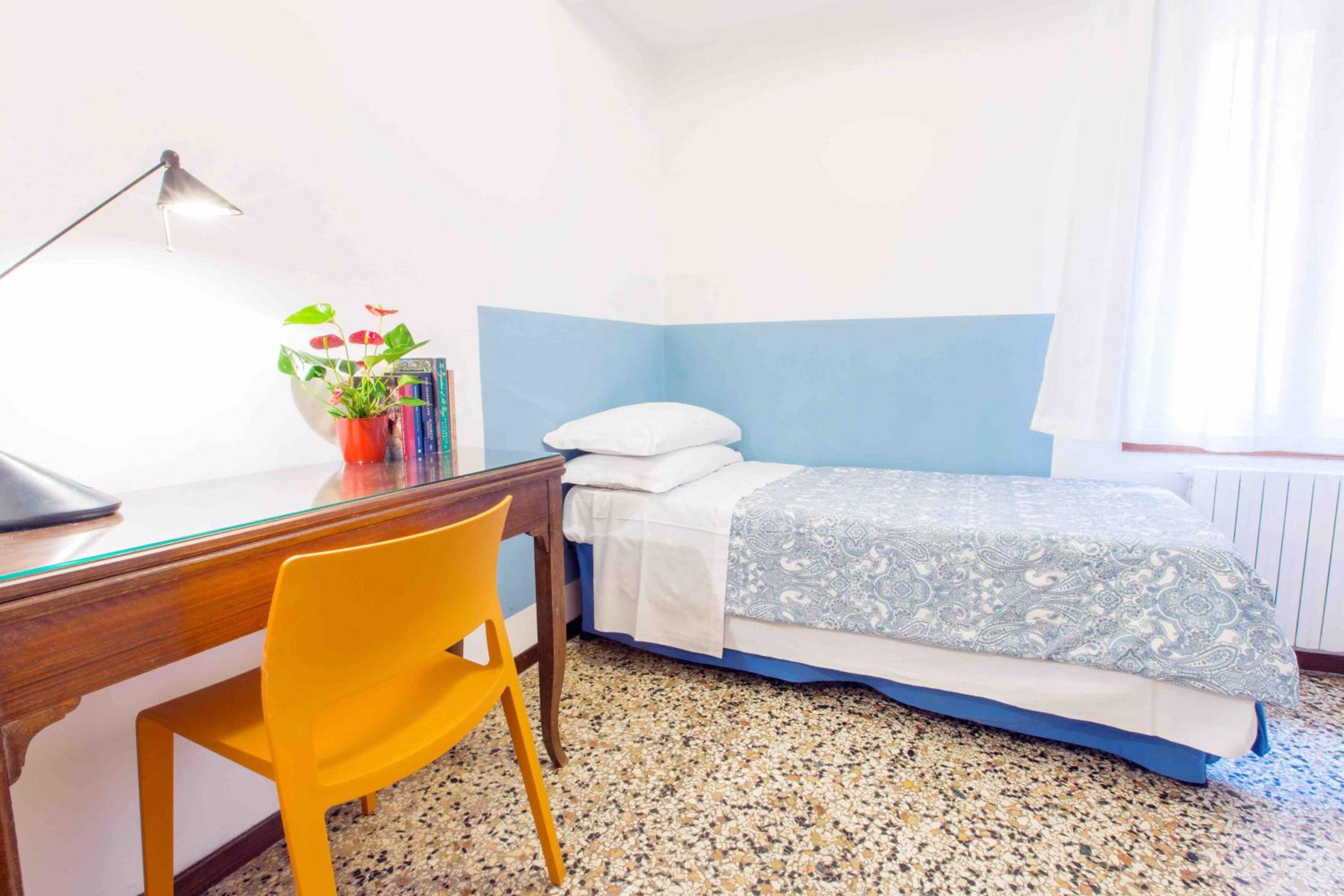 Apartment with Terrace photo 2