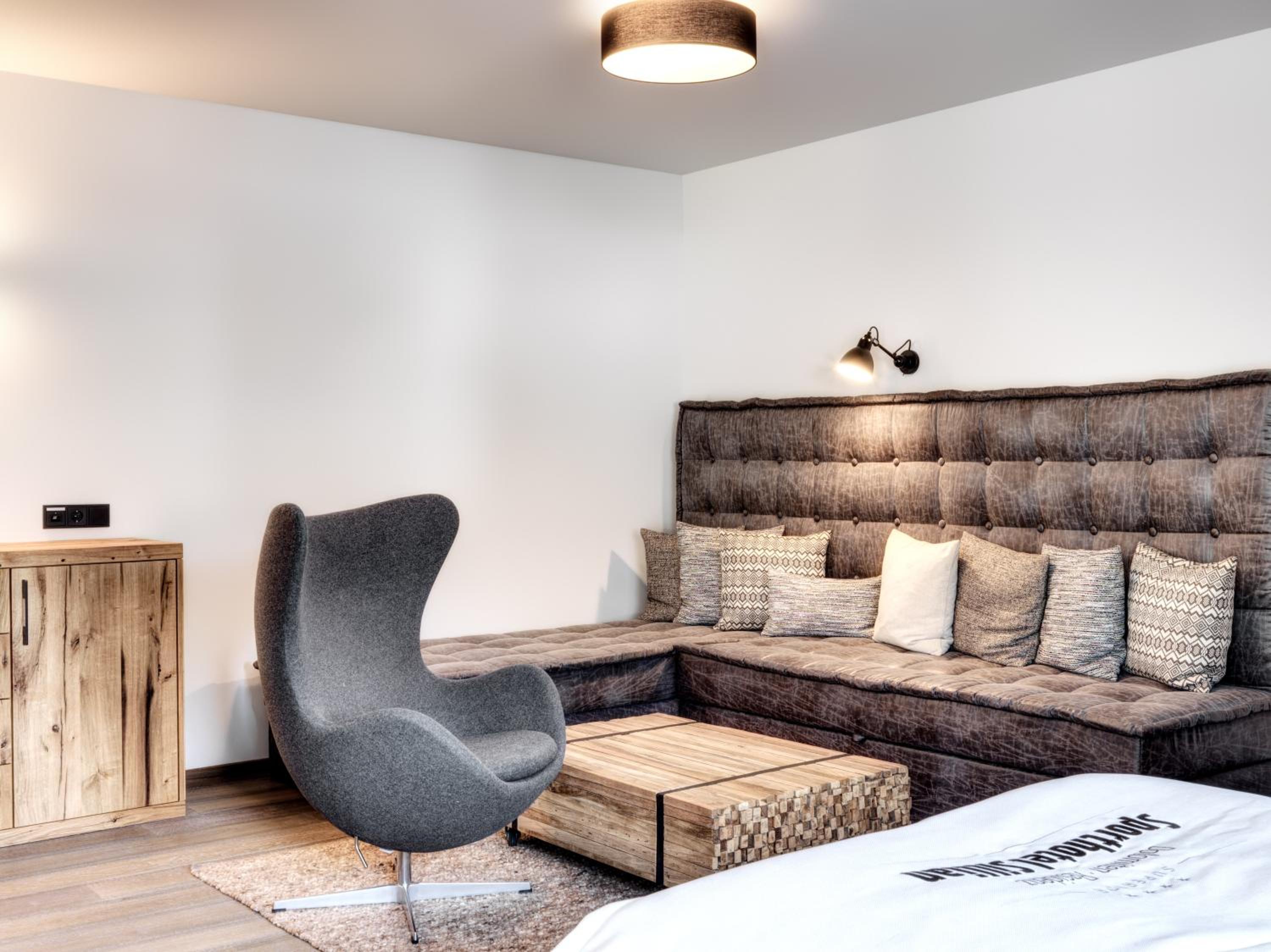 Deluxe Suite