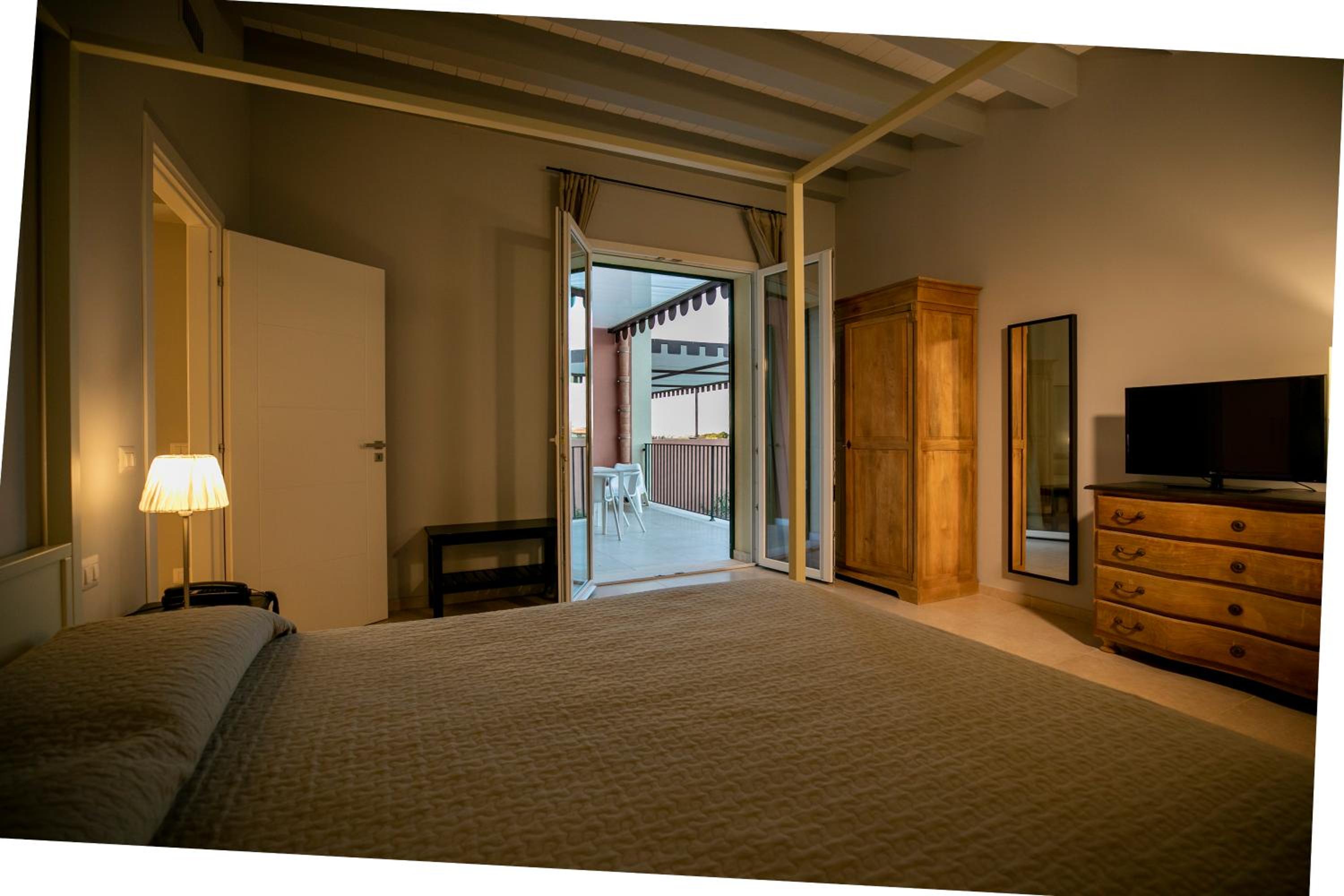 Junior Suite with Terrace