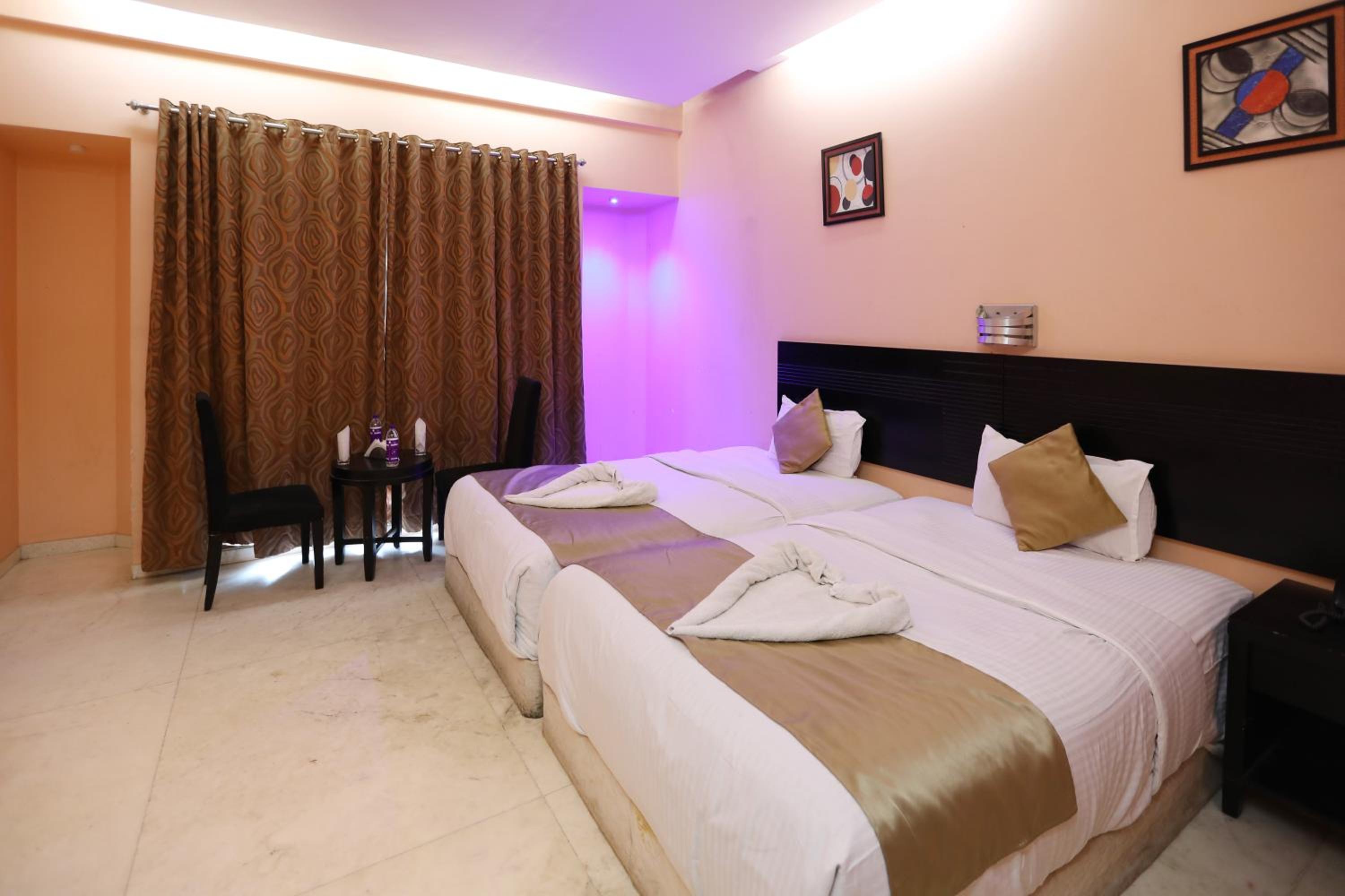 Deluxe Double Room With Balcony