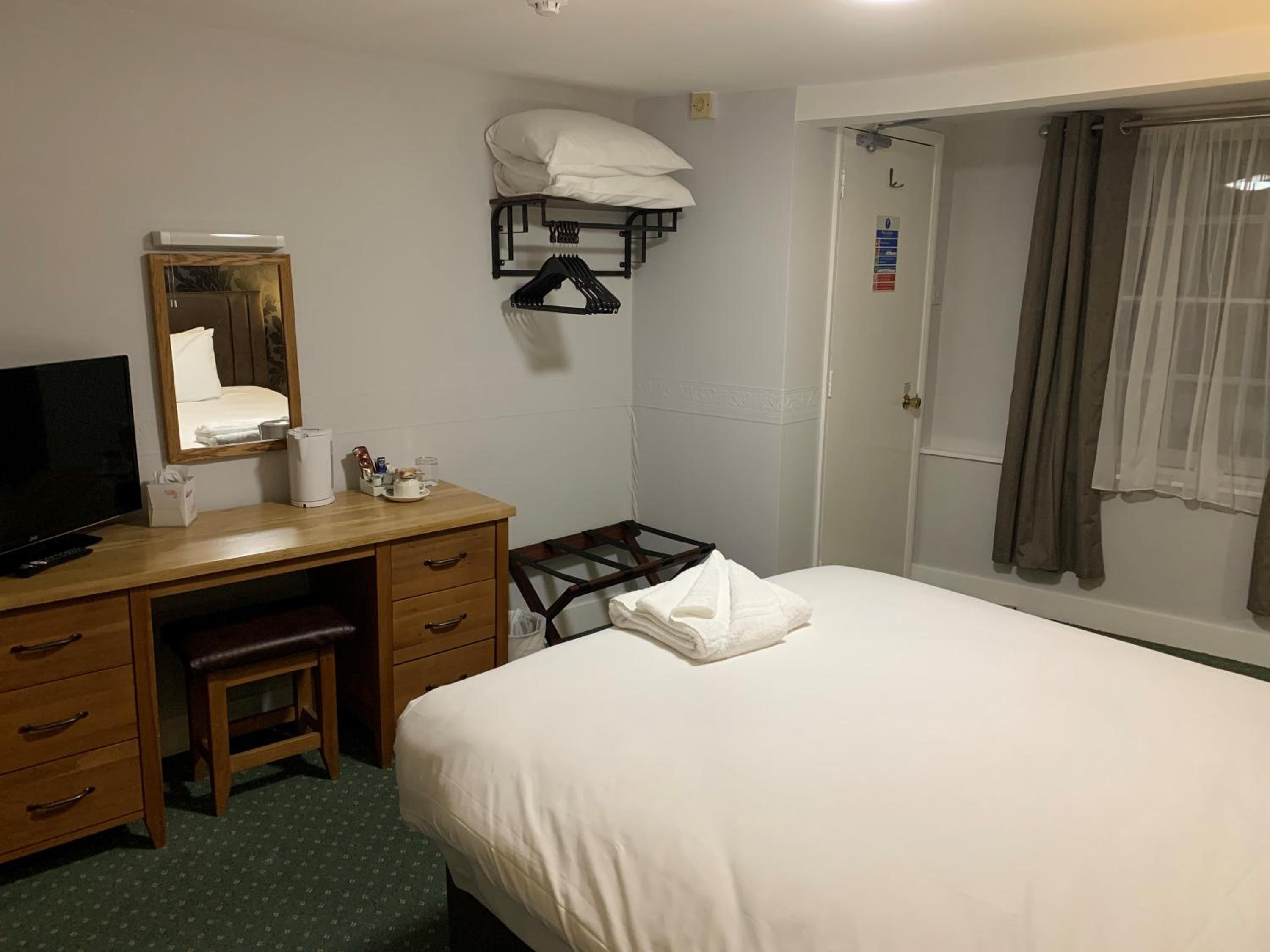 Double Room - Photo 1