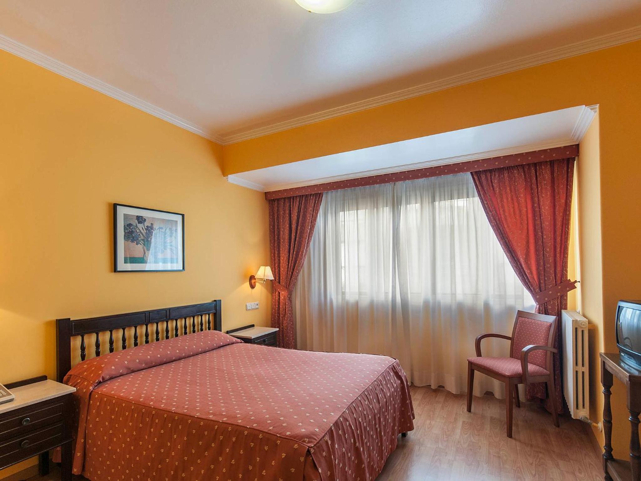 Double Room (1 Adult) photo 2