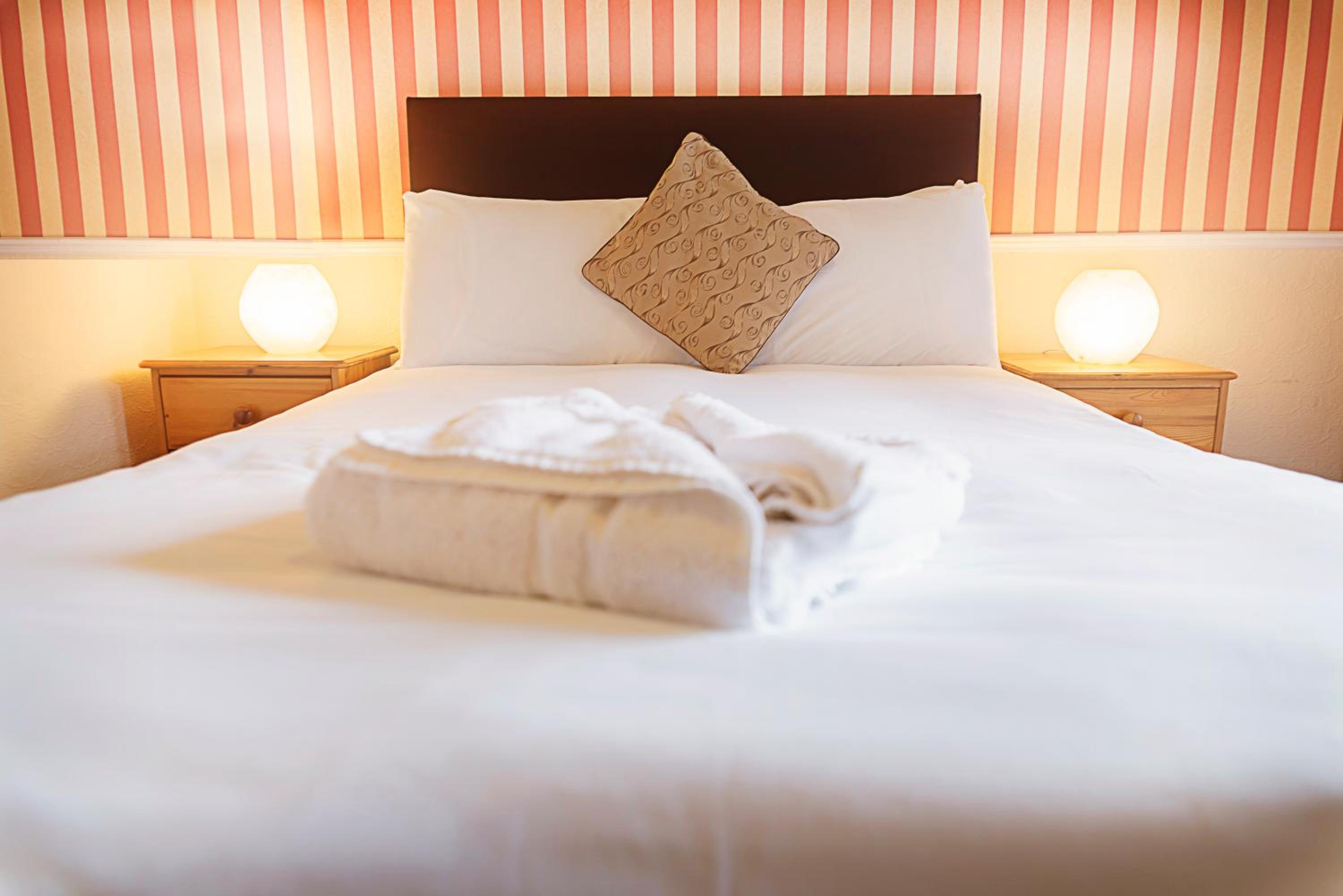 Double Room - Photo 6