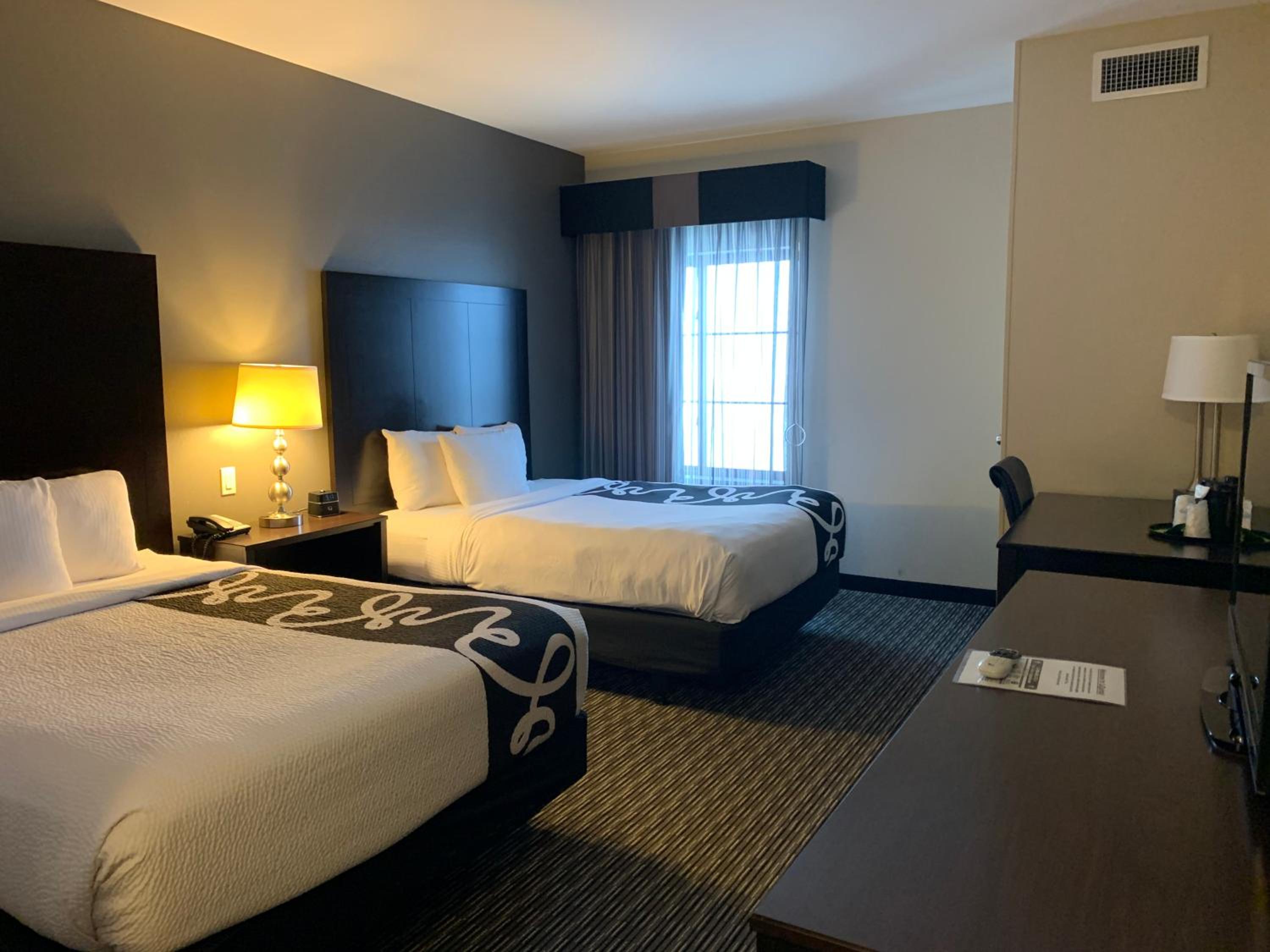 Deluxe Suite with Two Queen Beds - Non-Smoking photo 1