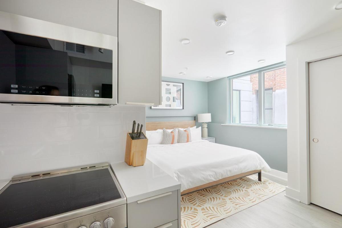 Studio Apartment photo 2