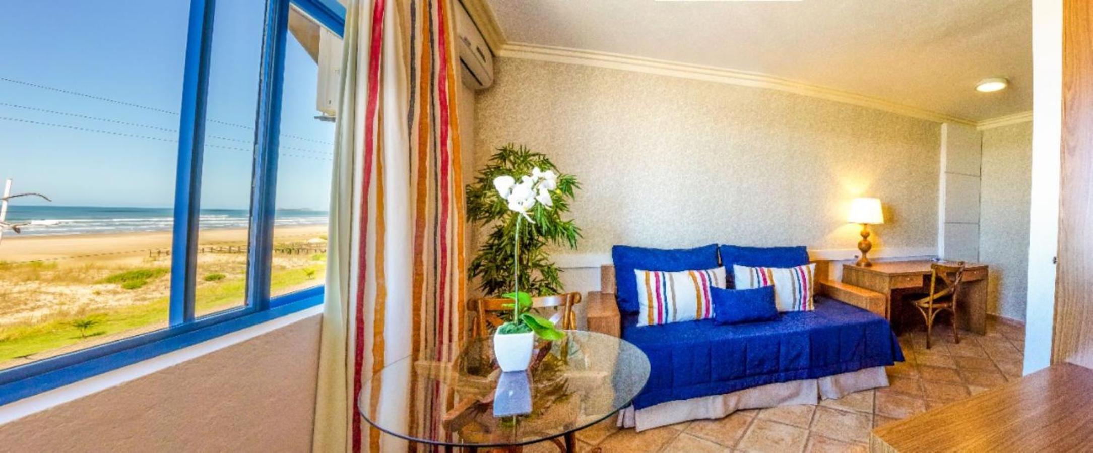 King Suite with Balcony photo 1
