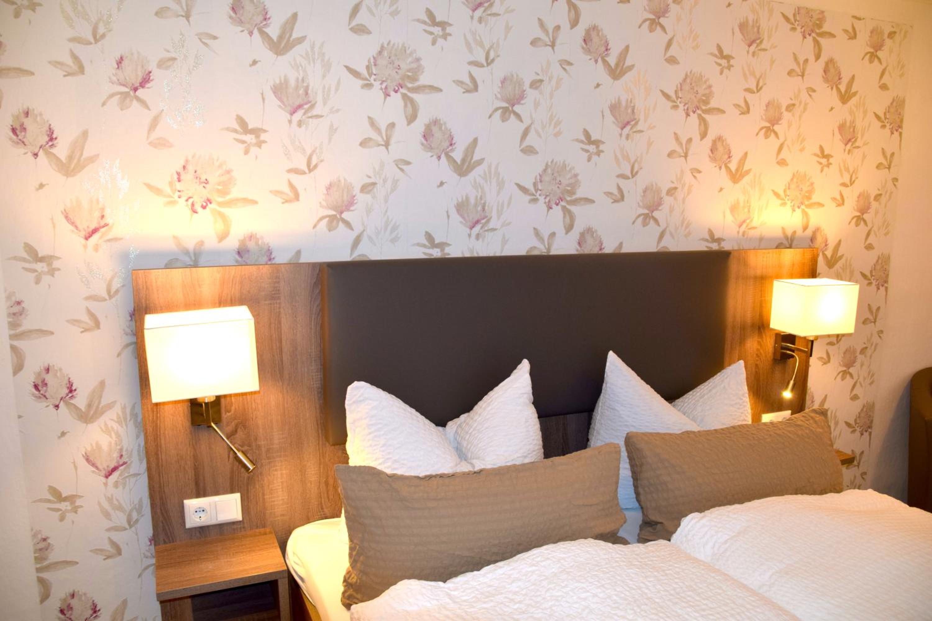 Standard Double Room photo 3