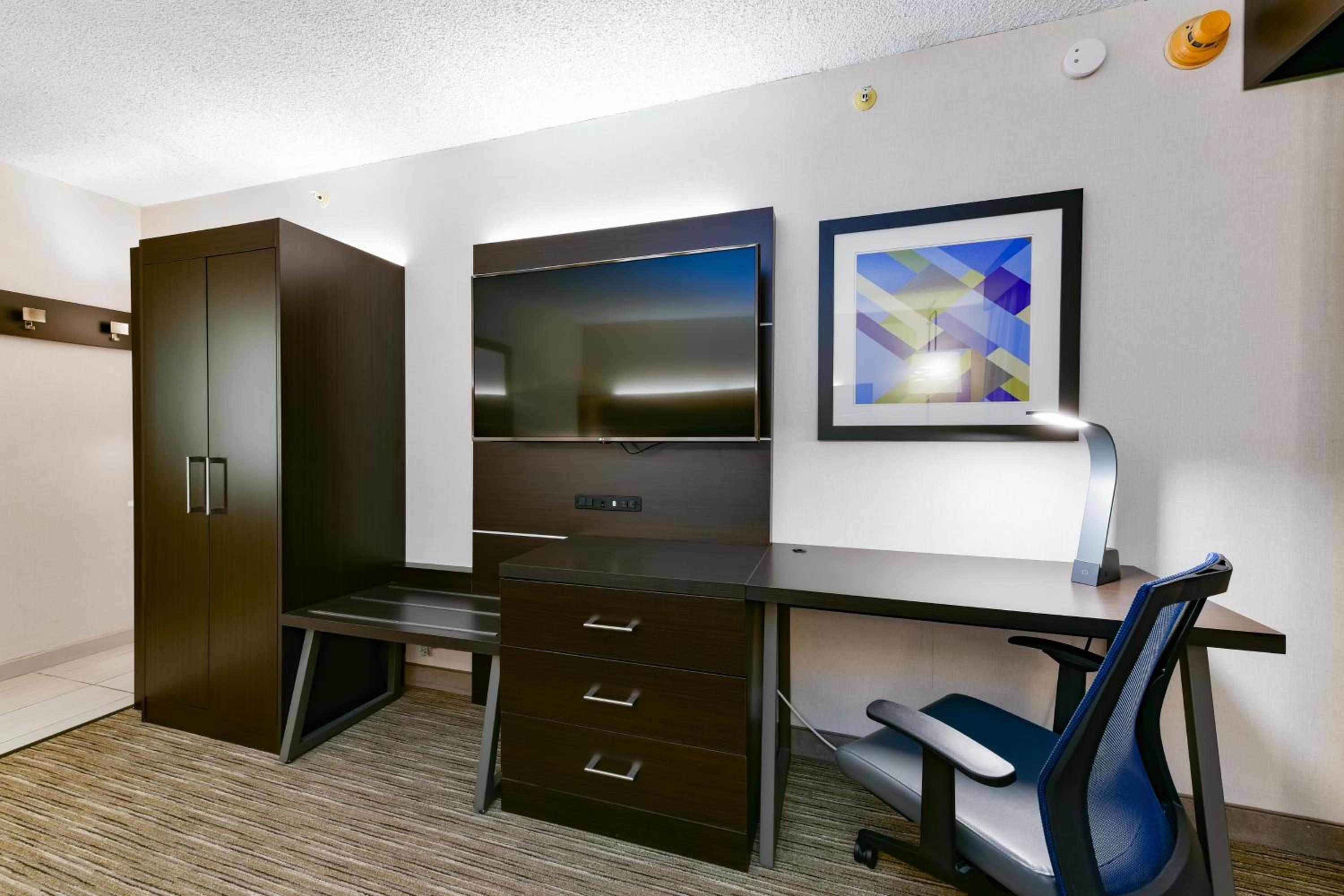 King Room with Mountain View - Photo 7