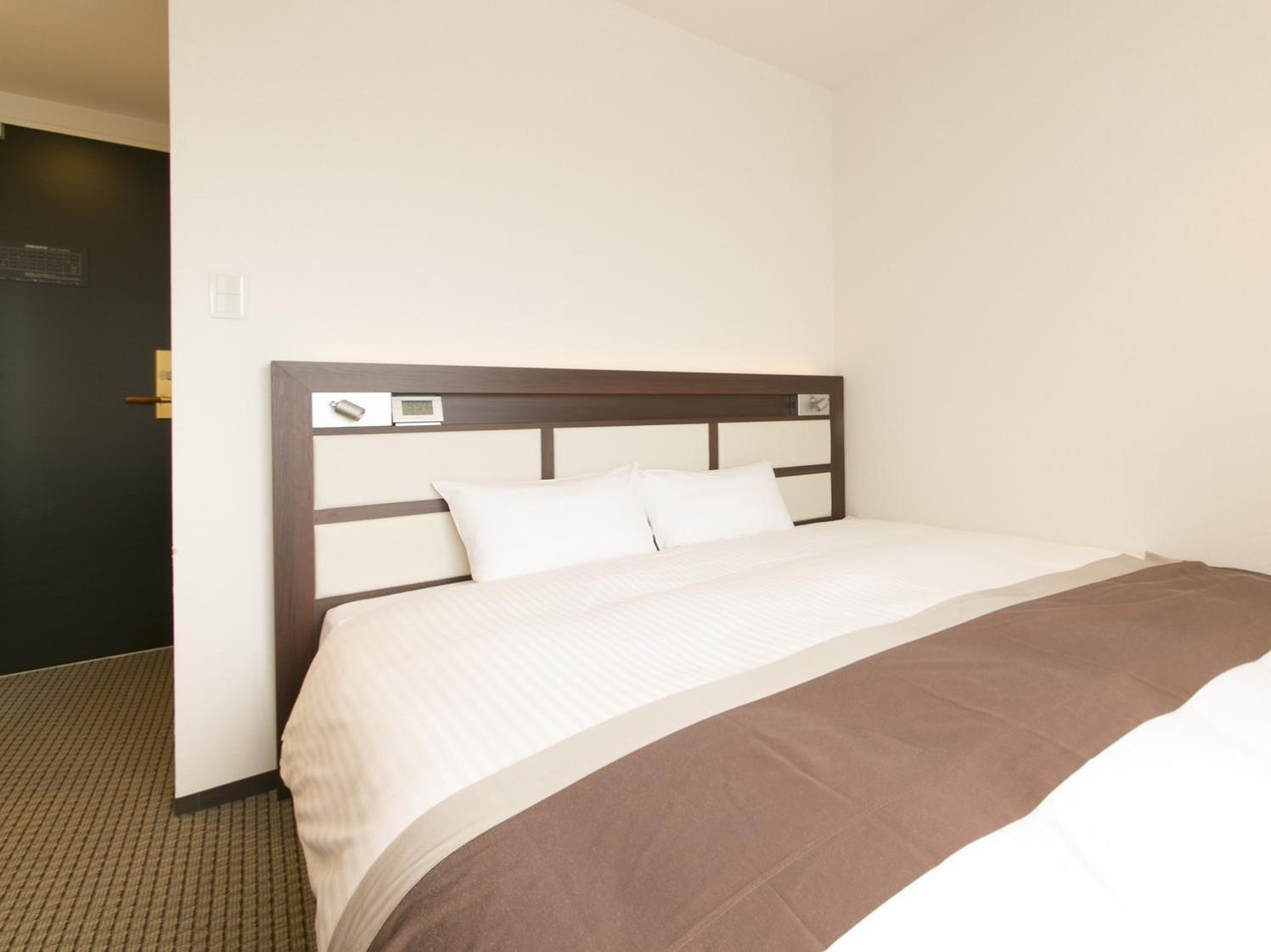 Double Room - Photo 8