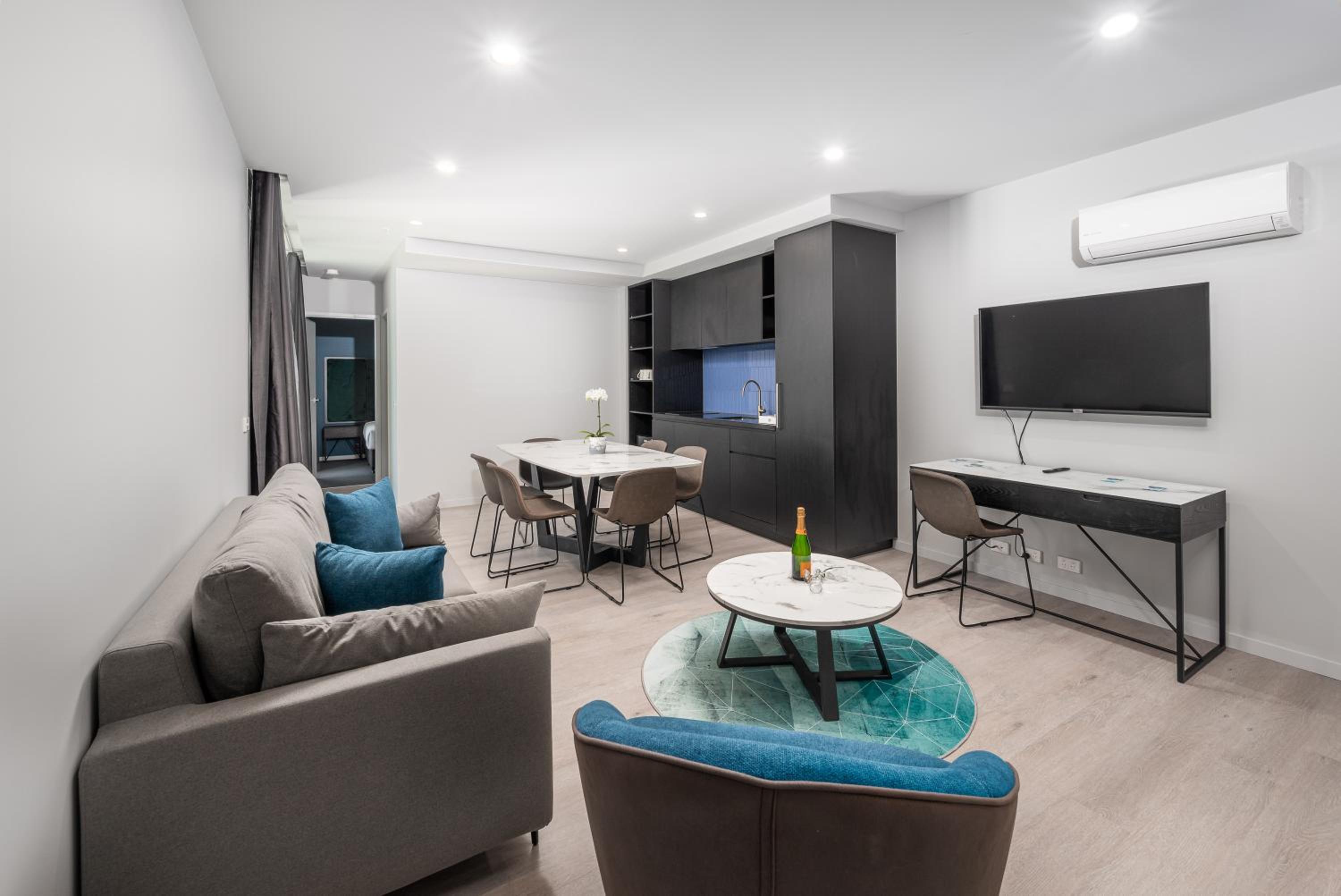Two Bedroom Apartment  - Photo 1