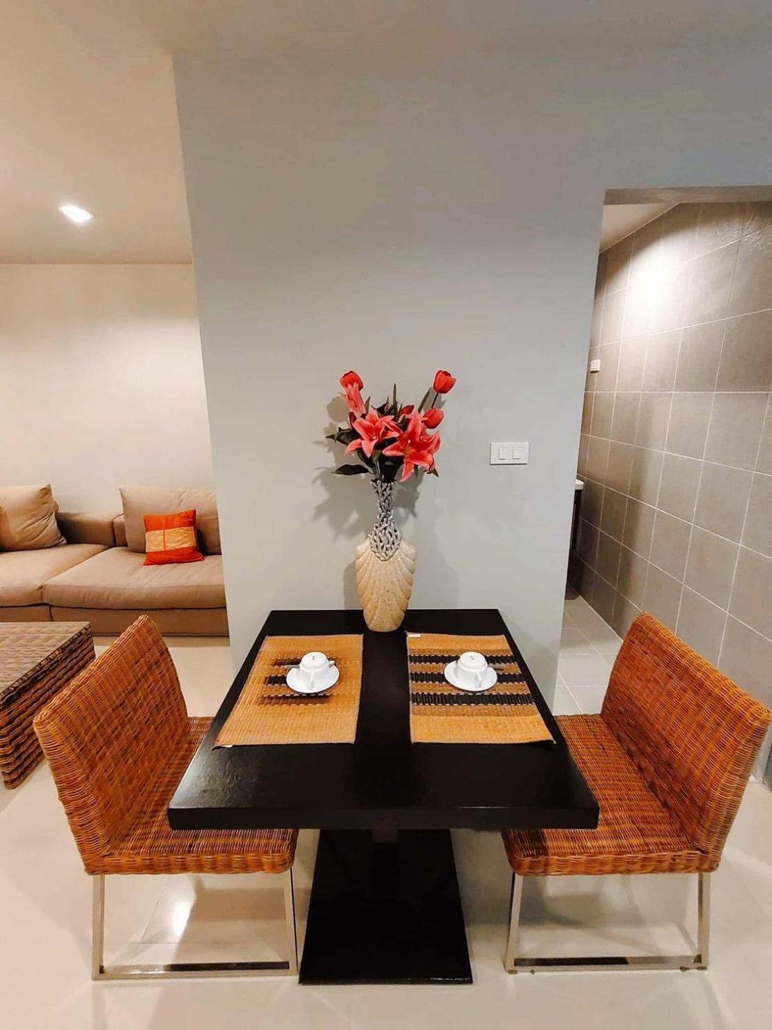 One-Bedroom Apartment - Photo 14