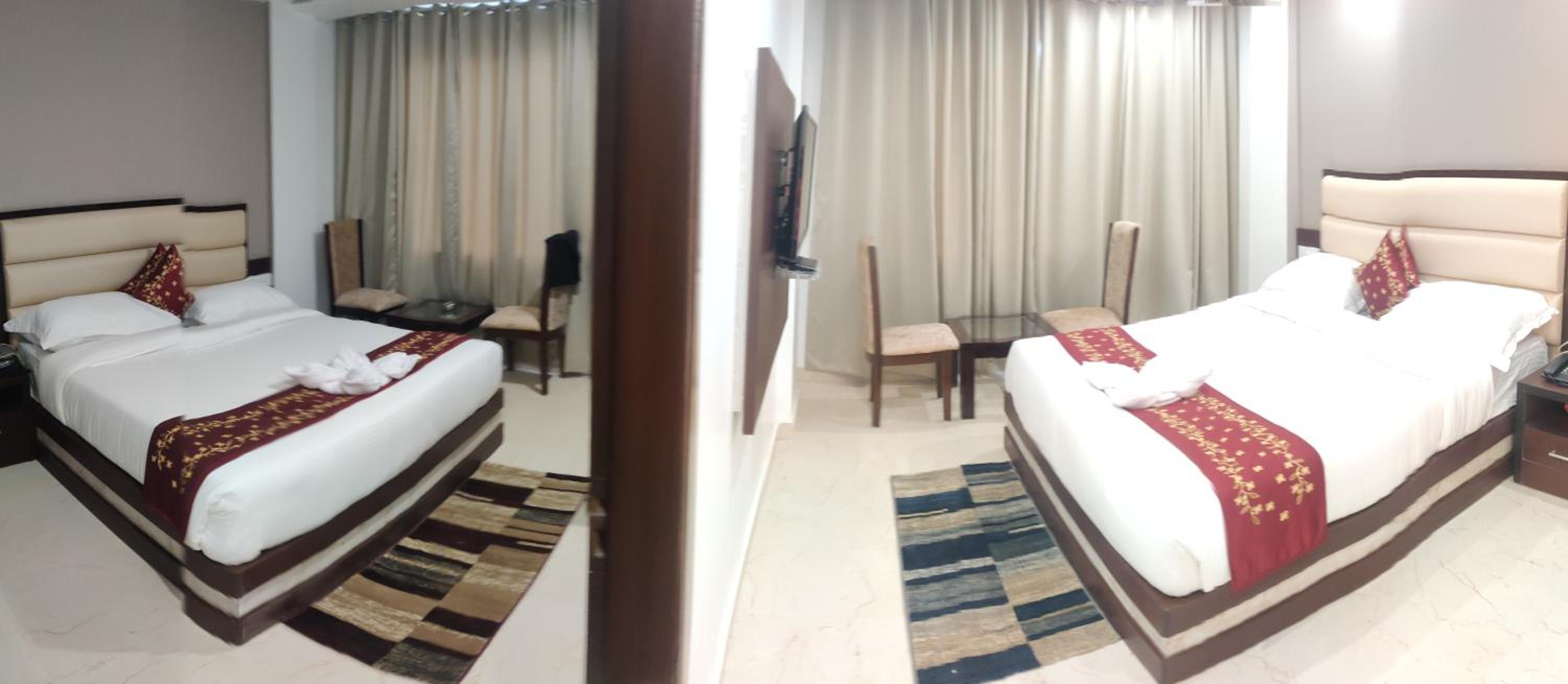 Deluxe Family Room