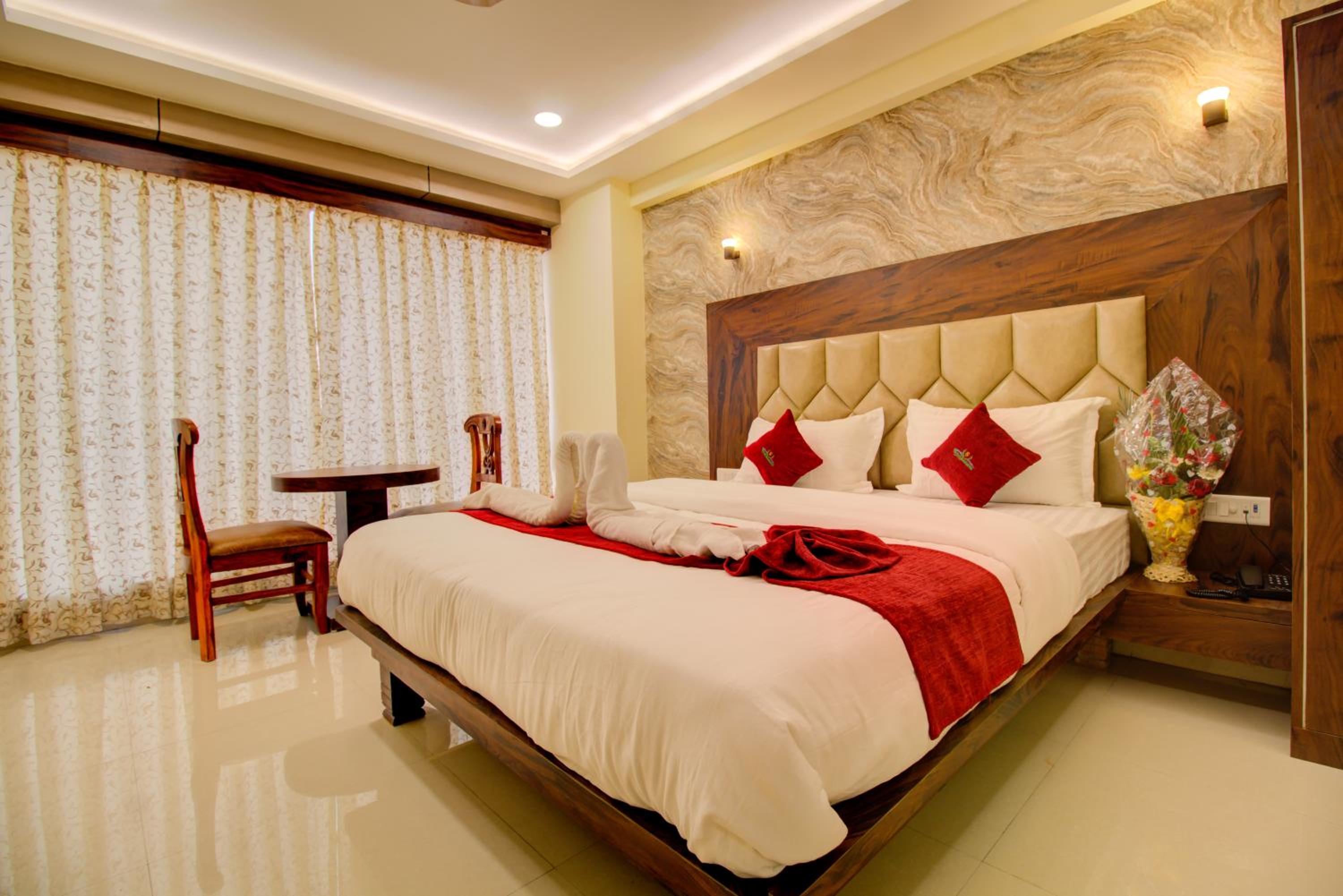 Deluxe Room - Photo 1