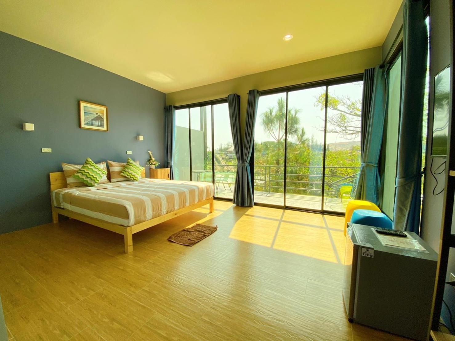 Double Room with Mountain View