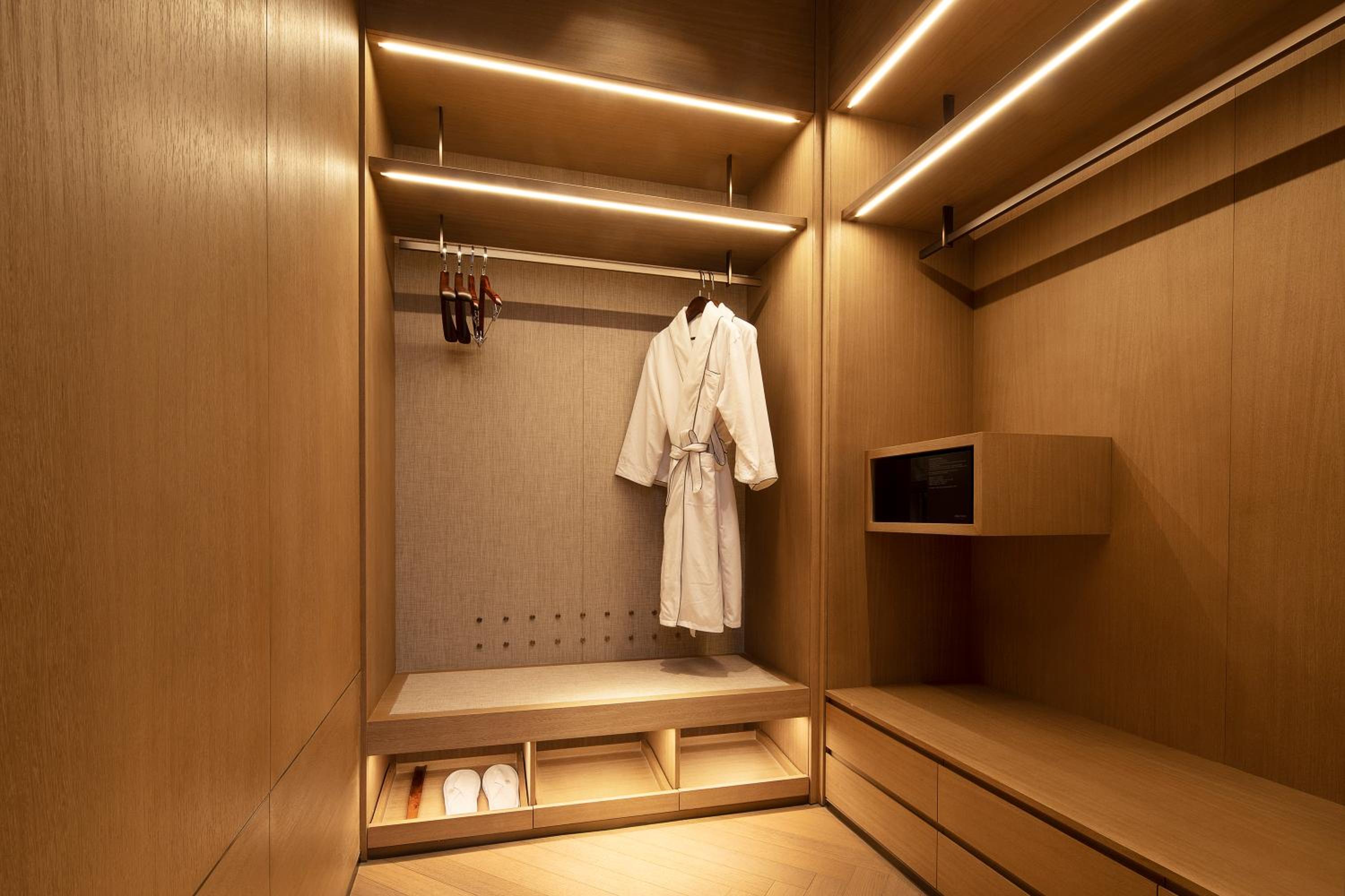 Superior Suite photo 3