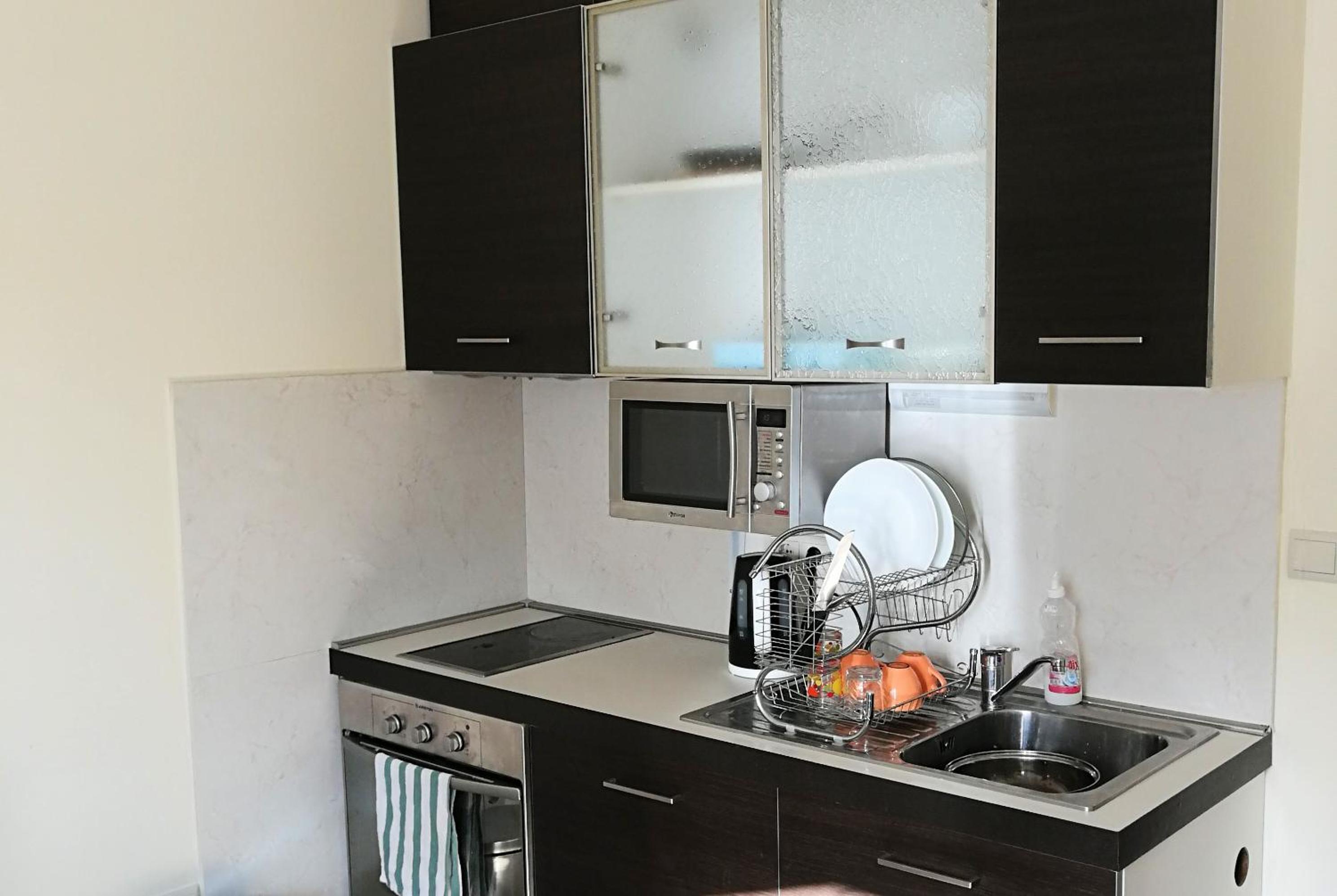 Two-Bedroom Apartment - Photo 2