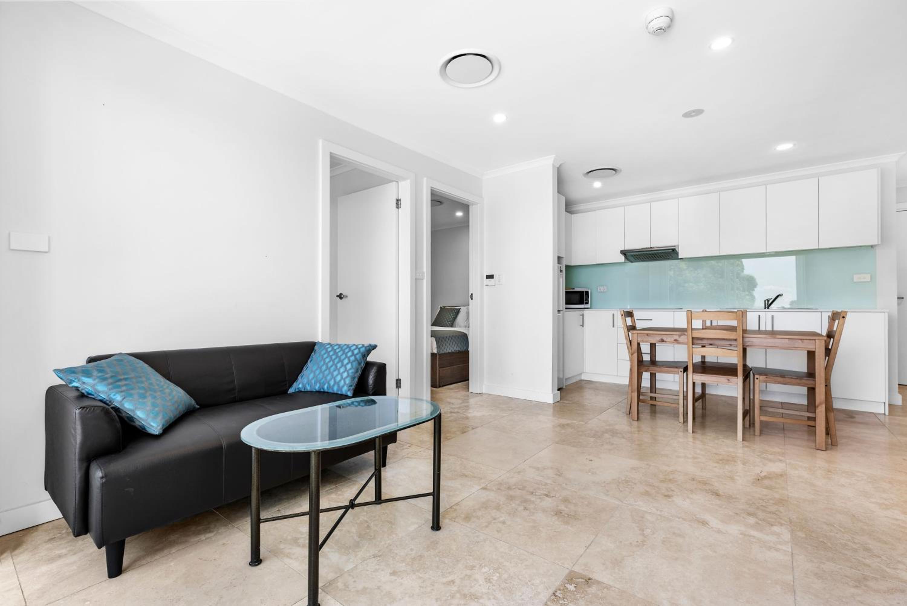 Two-Bedroom Apartment - Photo 2