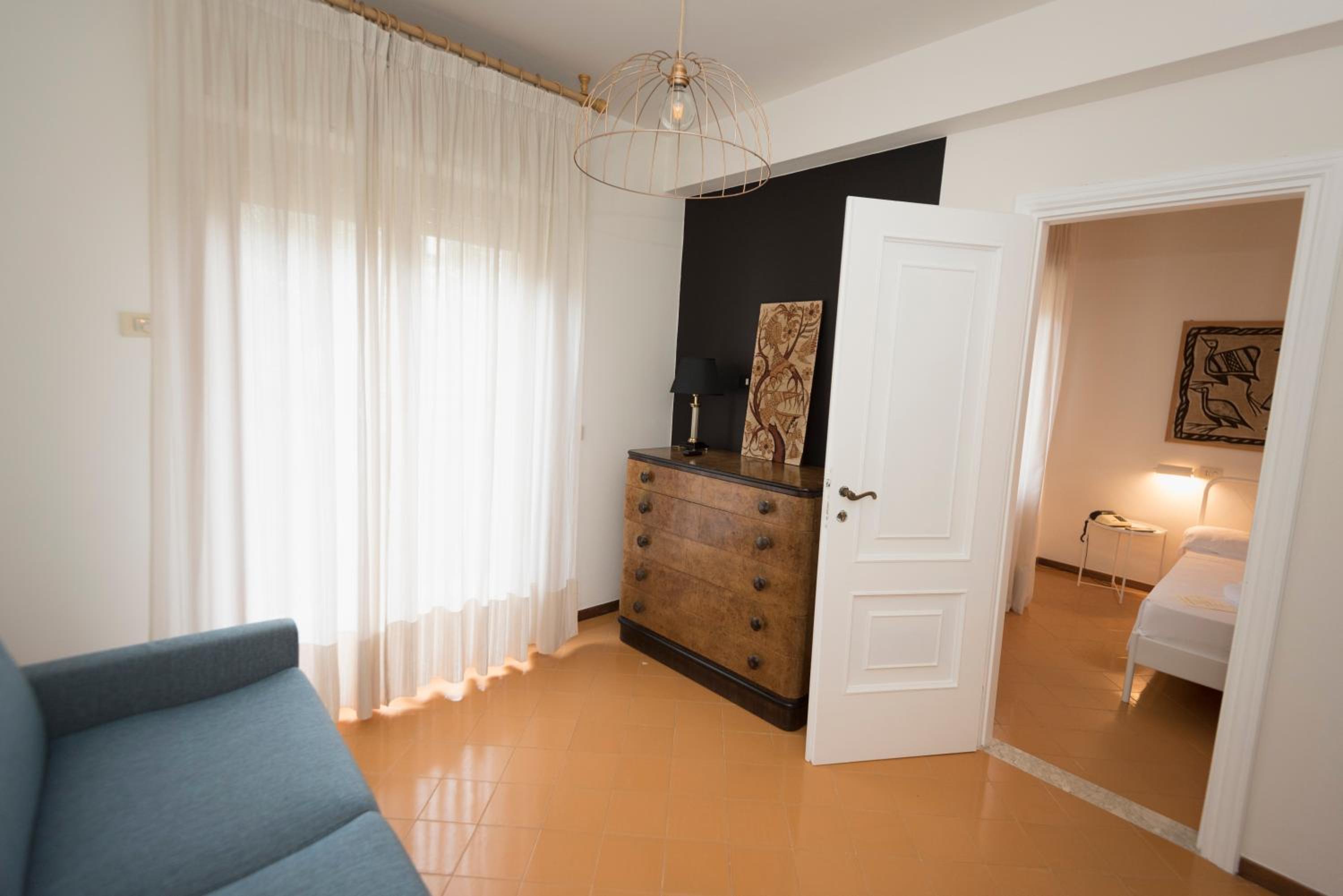 Family Room photo 2