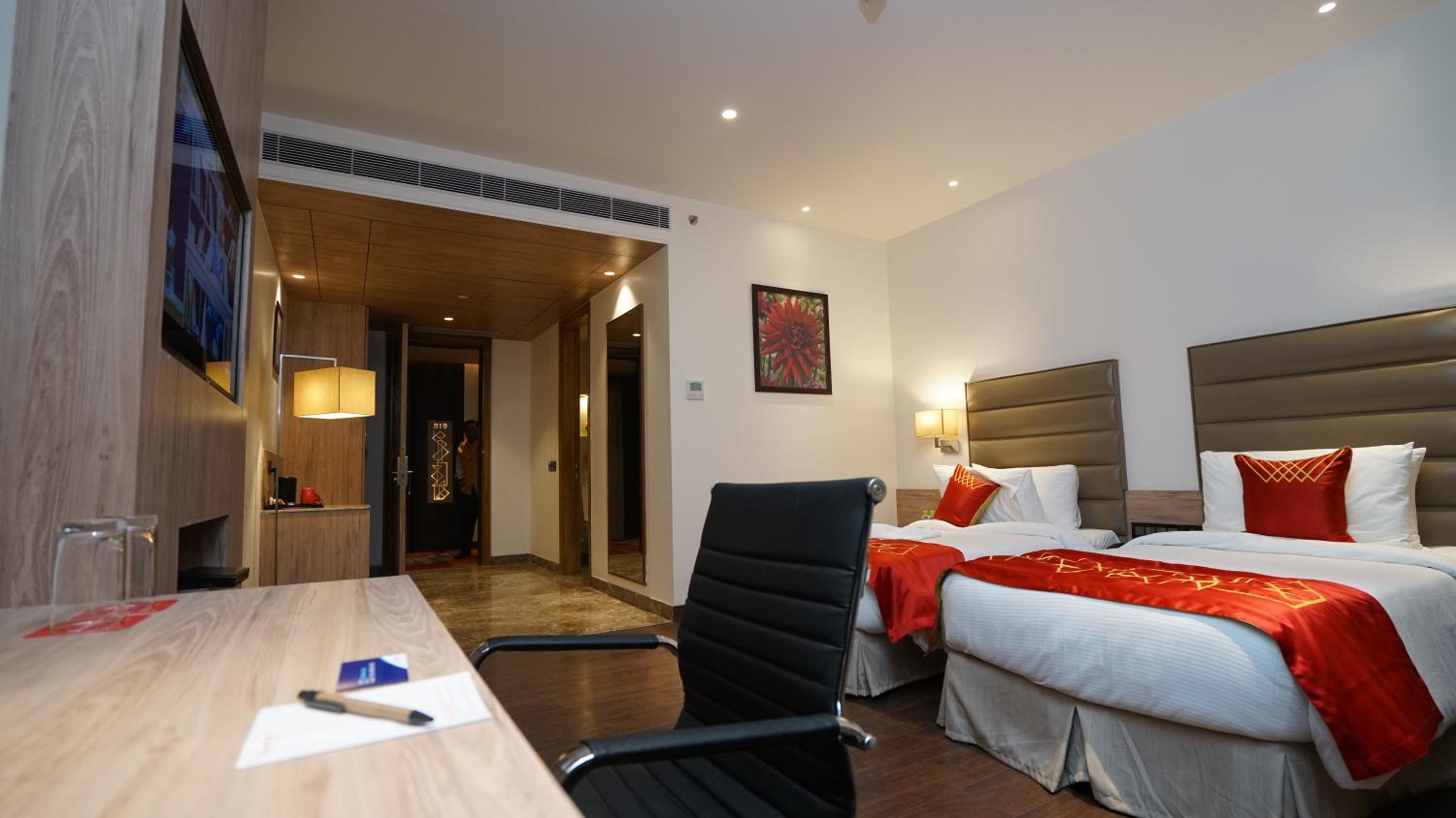 Executive Twin Non-Smoking Room - Photo 5