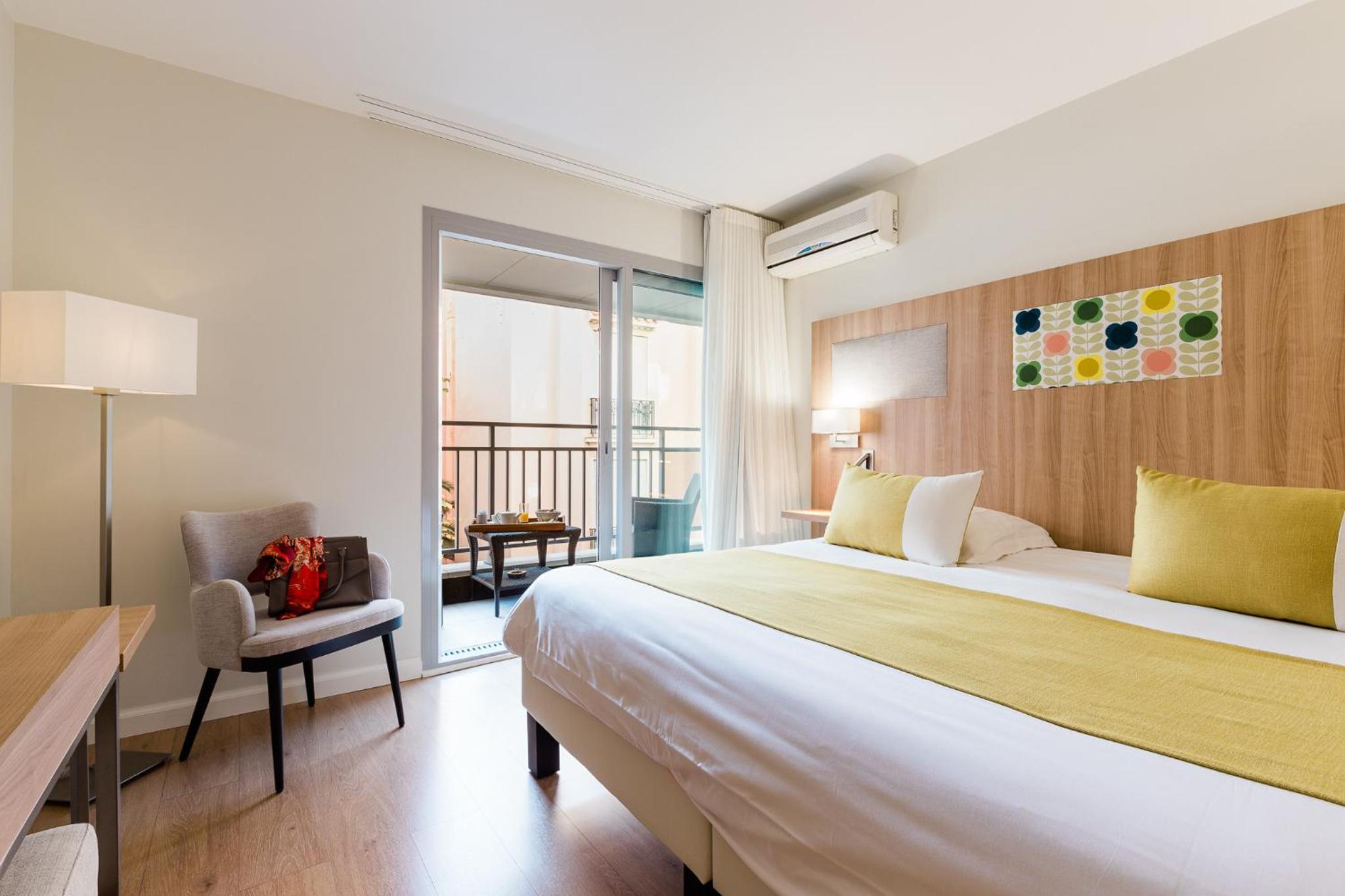 Superior Room - Photo 7