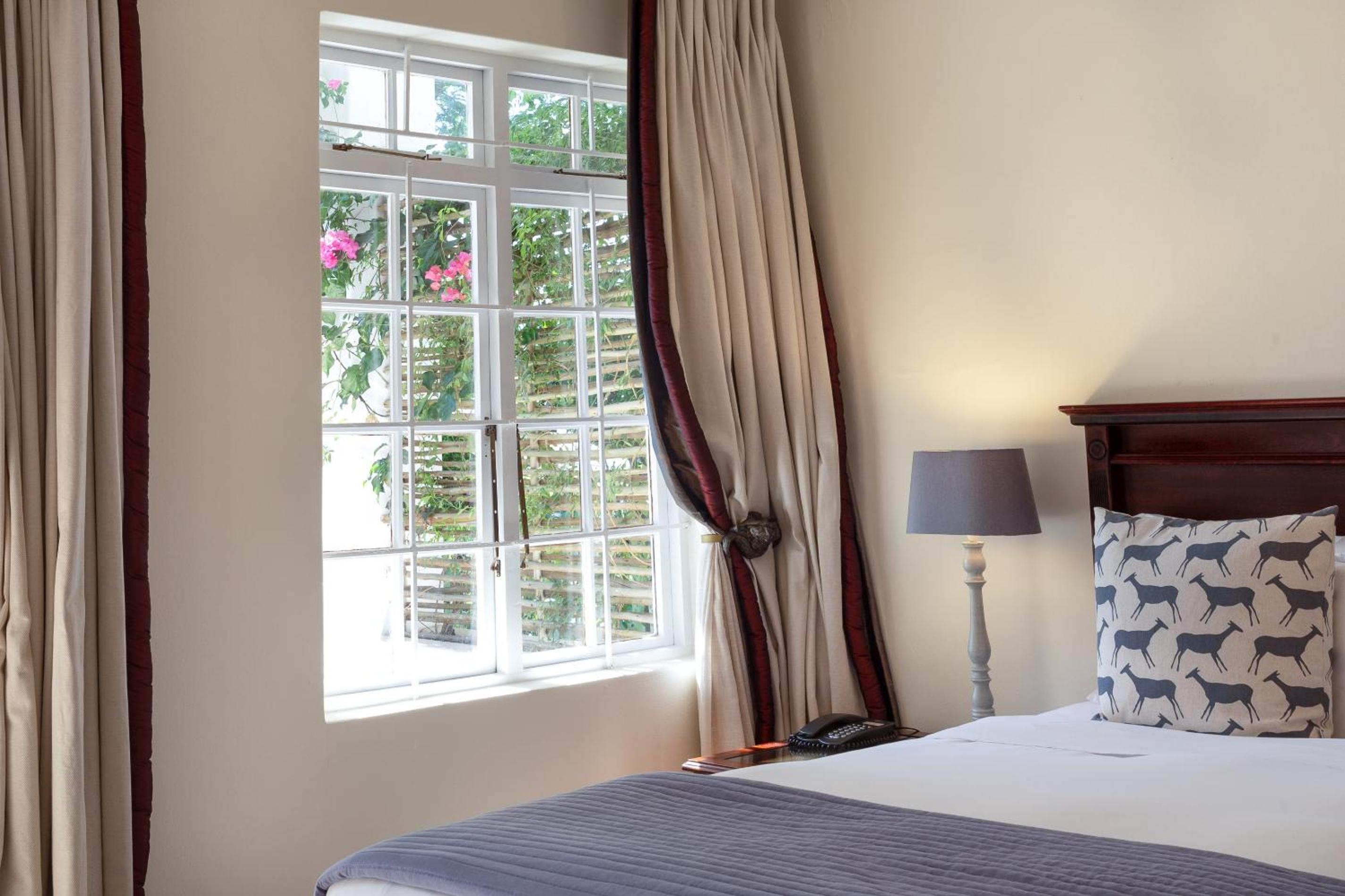 Garden Deluxe Room - Photo 9