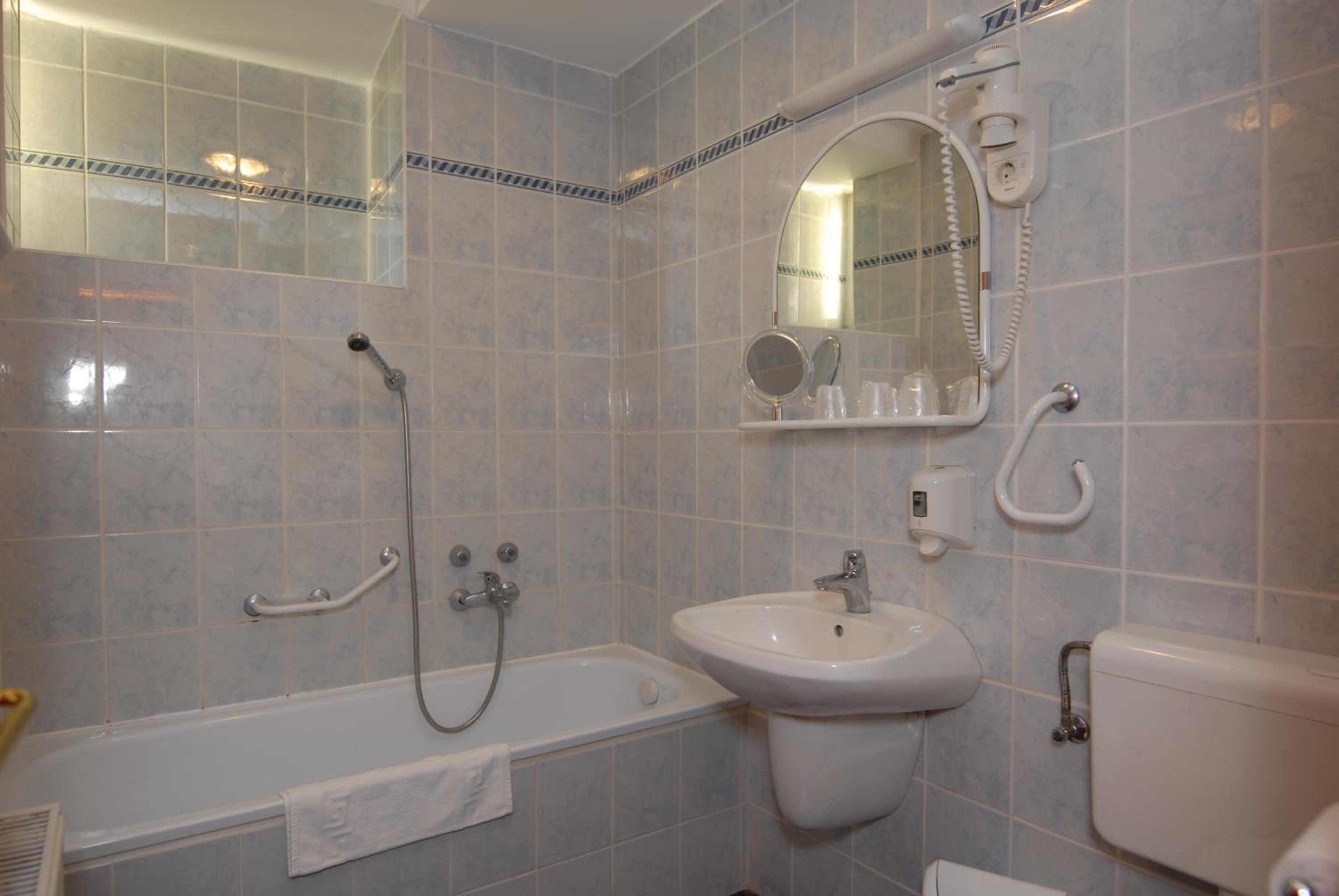 Triple Room - Photo 5